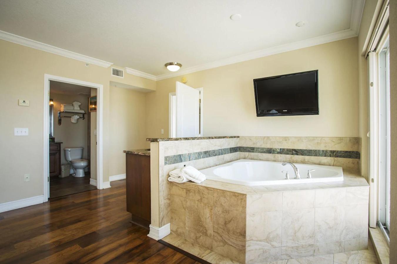 Crystal Palms Aparthotel 3*