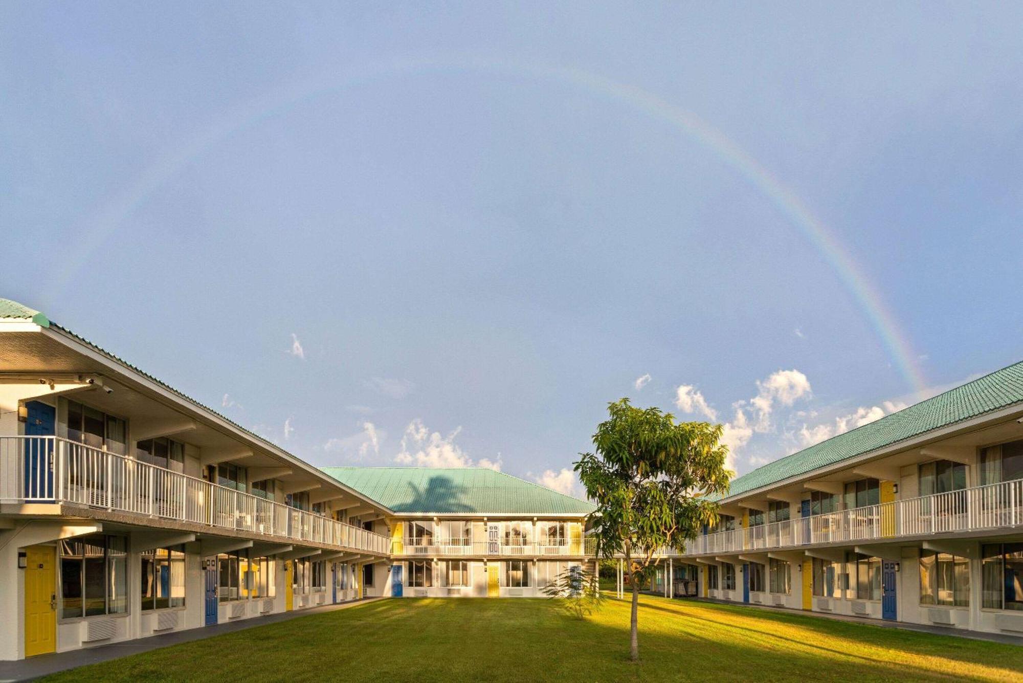 Hotel Days By Wyndham Pierce Midtown Fort Pierce