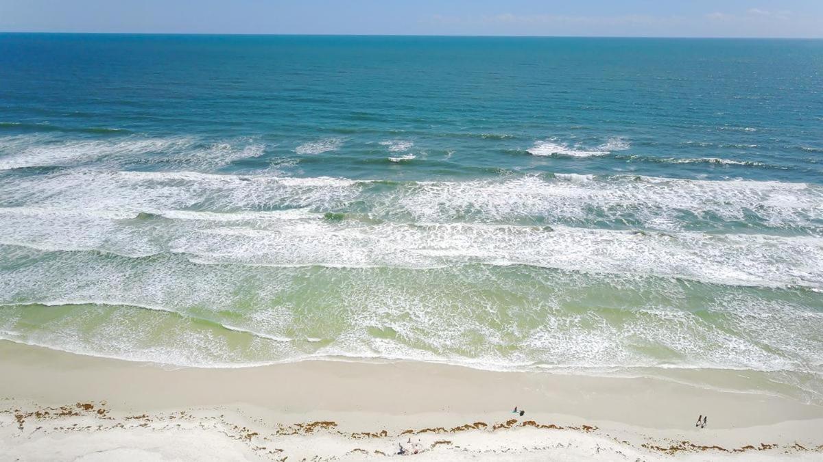 Sea -214 2br Ocean View Pool Free Tix Crescent Beach