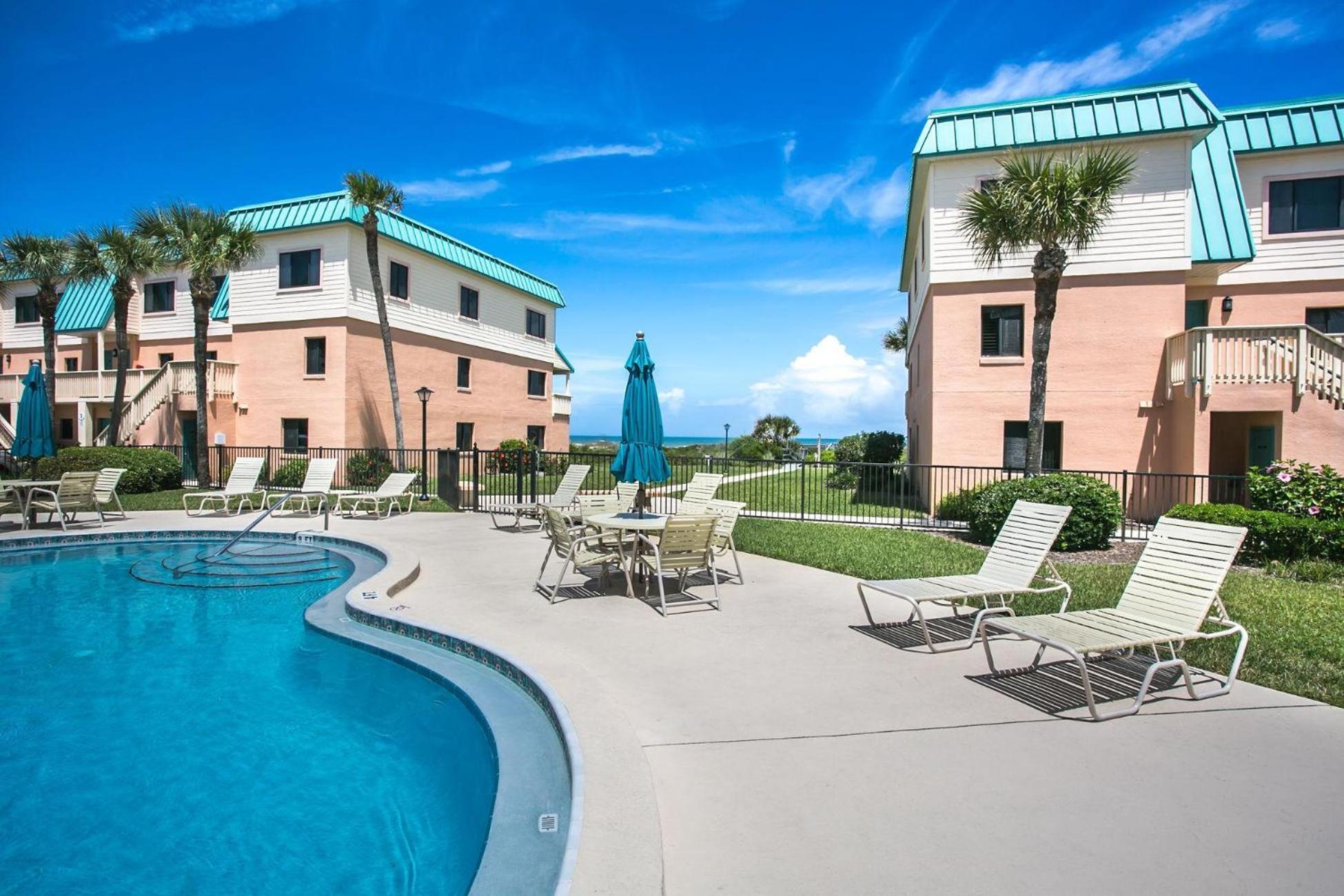 Sea -214 2br Ocean View Pool Free Tix Apartment