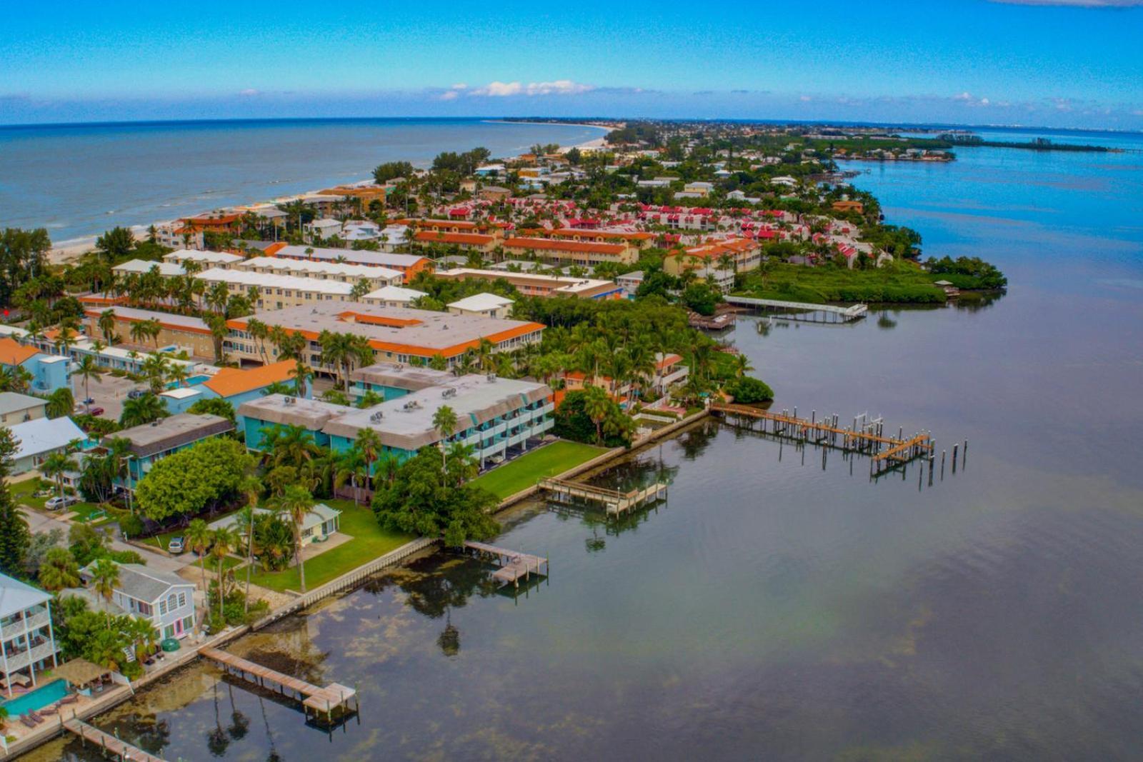Anna Maria Island Palms 2b Apartment