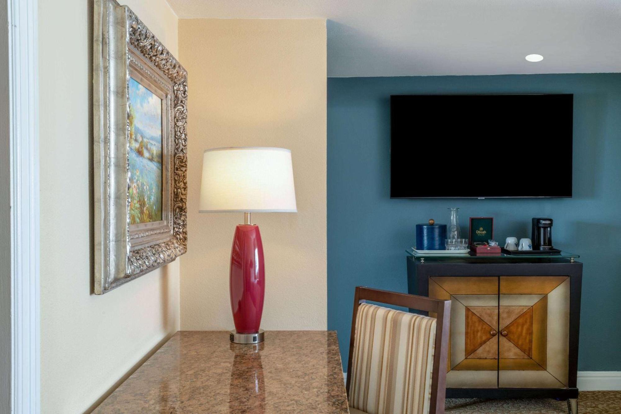 & Trademark Collection By Wyndham 4*