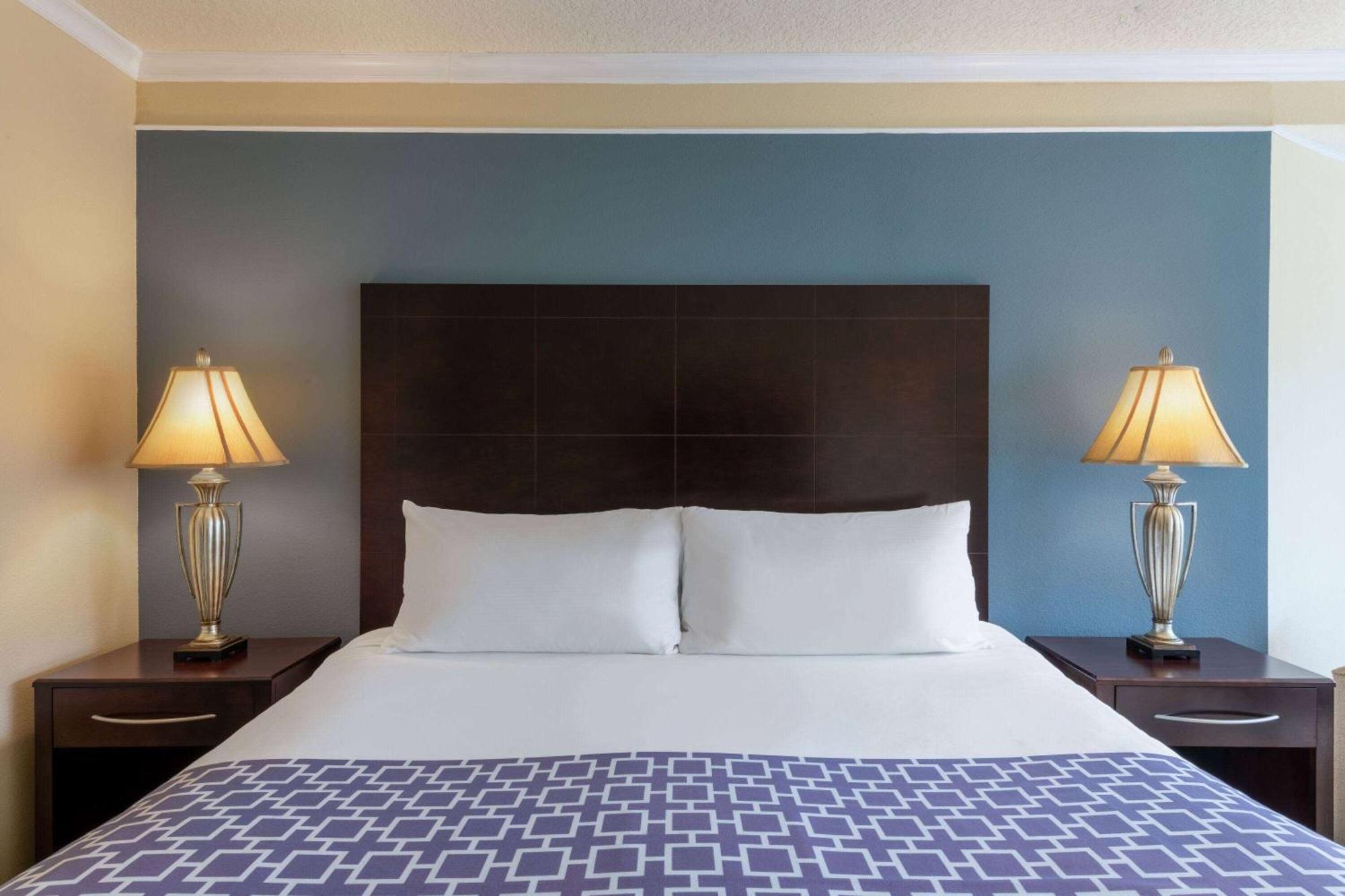 & Trademark Collection By Wyndham