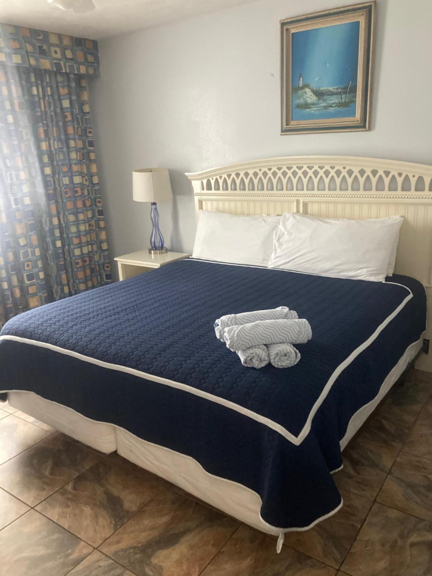 Ocean Walk - Dramatic 3 Bedroom Ocean Front View Holiday home *