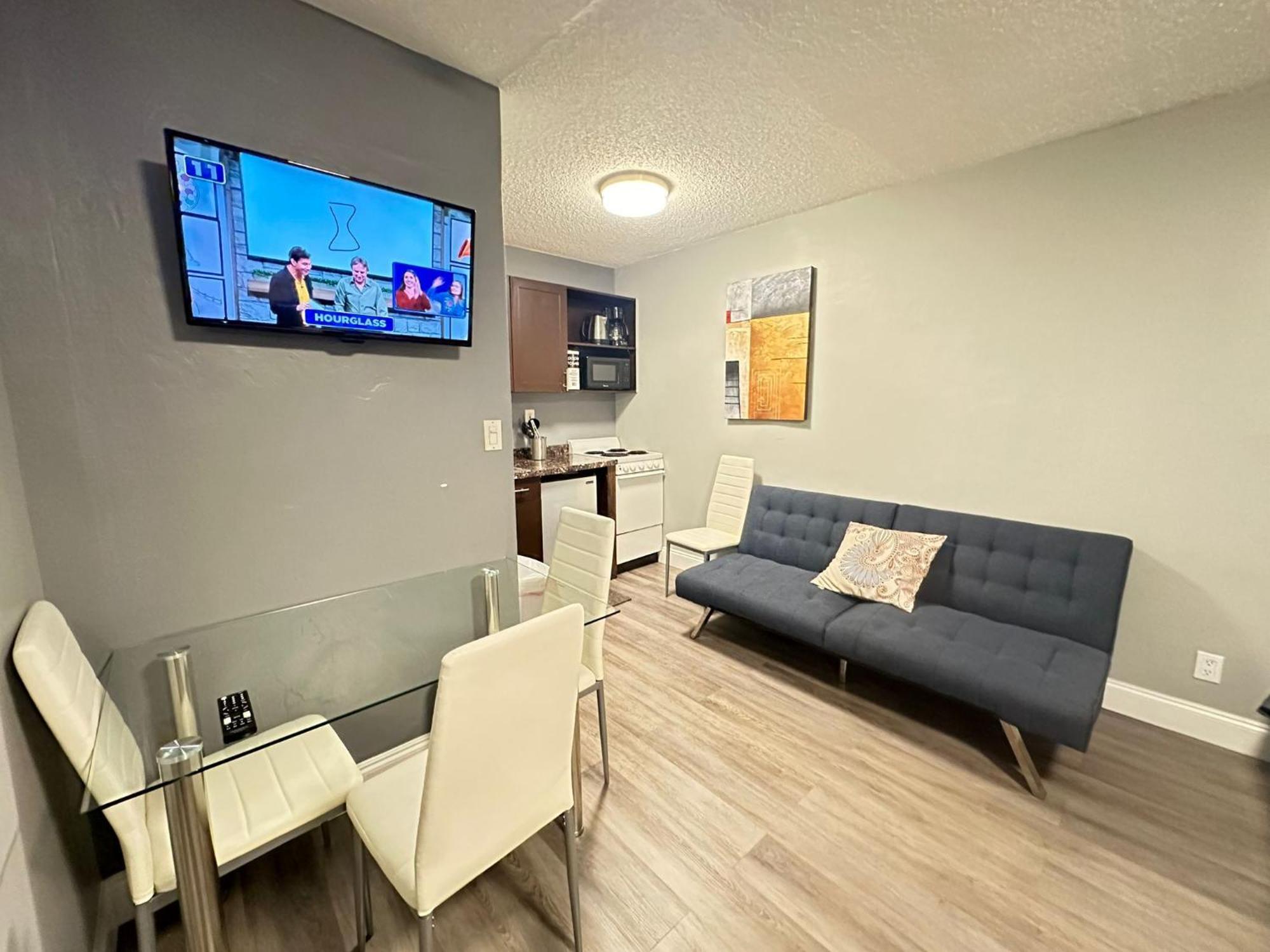 Sheridan Apartment