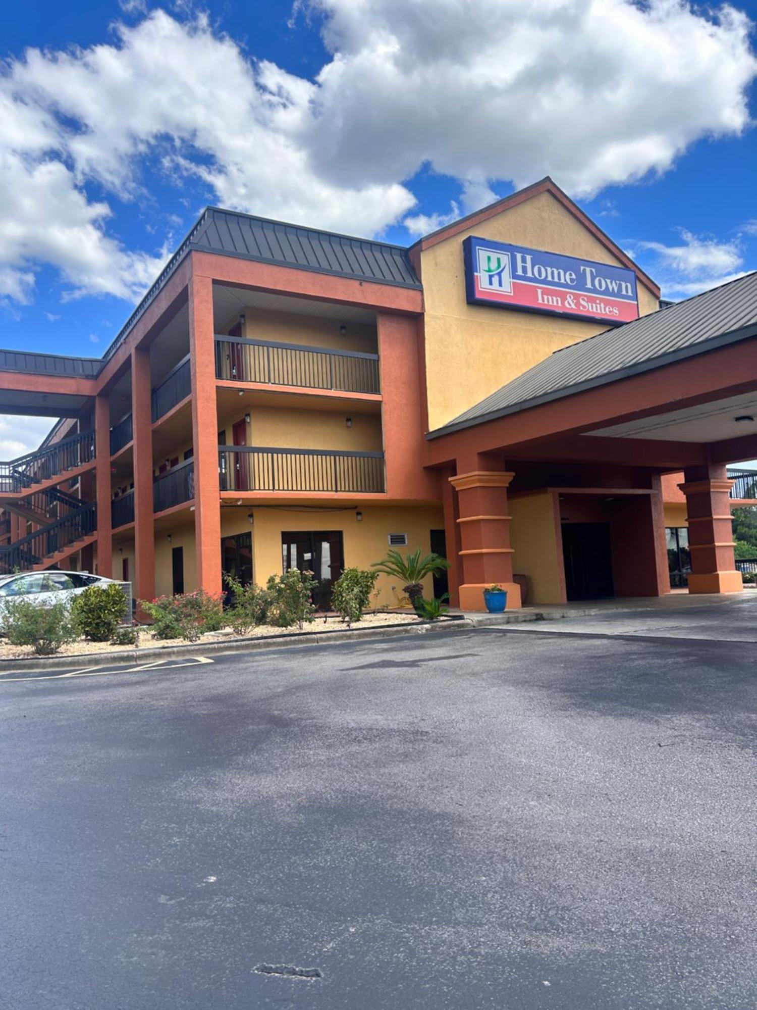 Town & Hotel Crestview