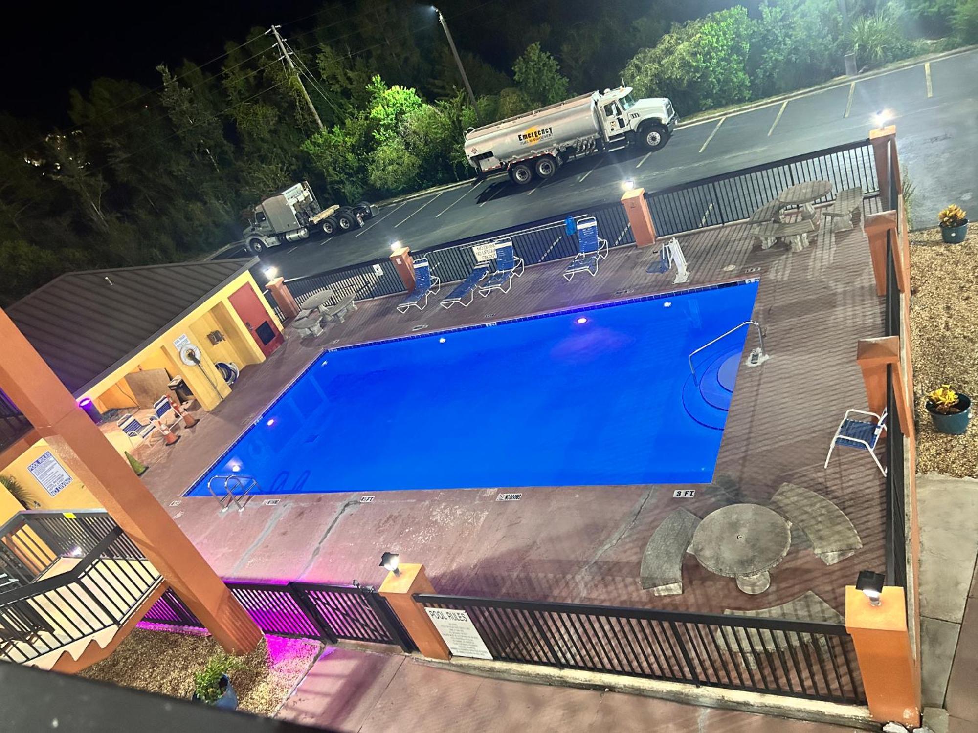 Hotel Town & Crestview