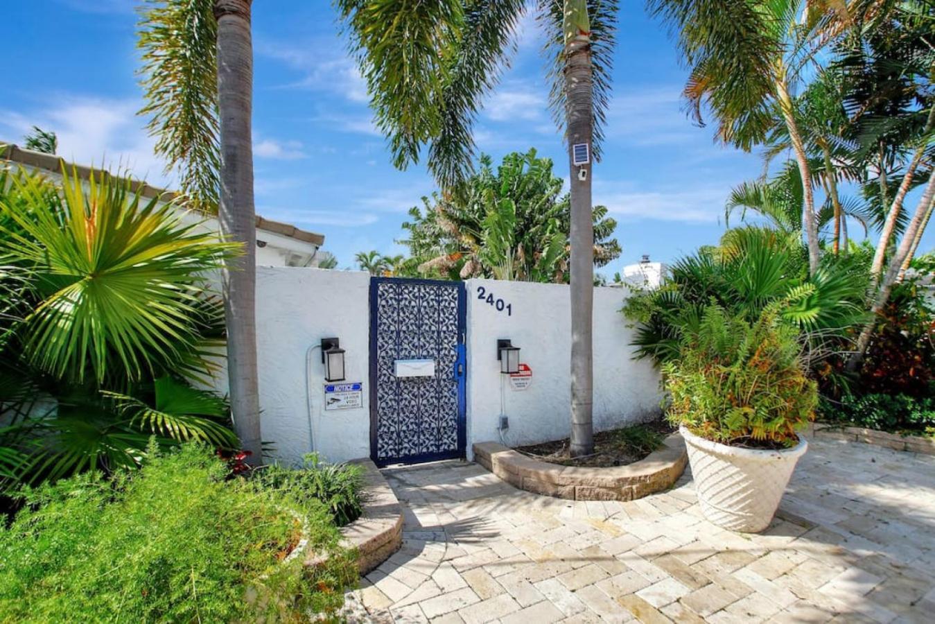 Holiday home Wilton On The Water Courtyard And Heated Pool