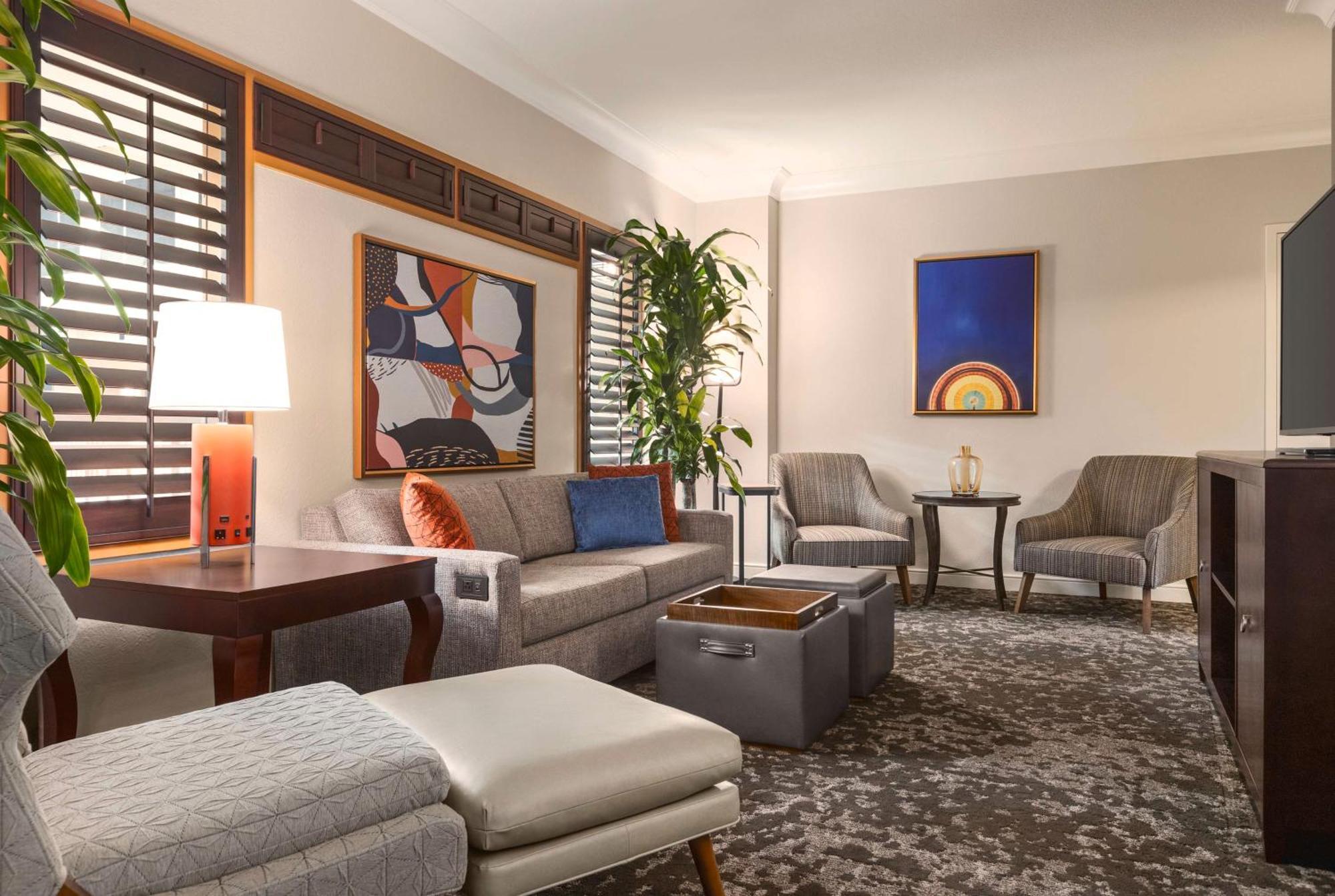 Hotel Embassy By Hilton Orlando Buena Vista South Kissimmee