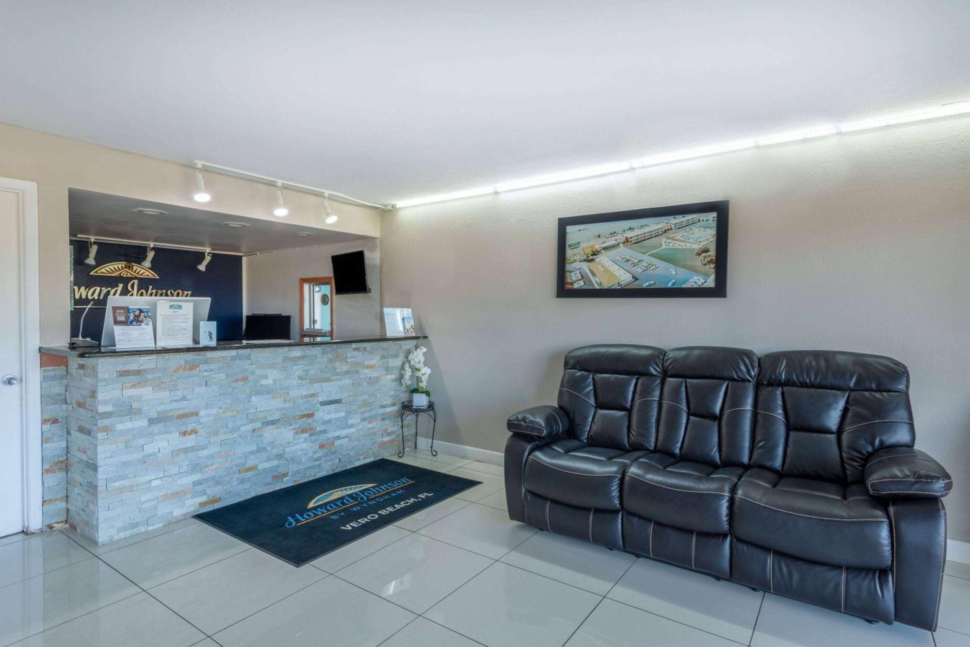 Howard Johnson By Wyndham Vero Beach/i-95 Hotel