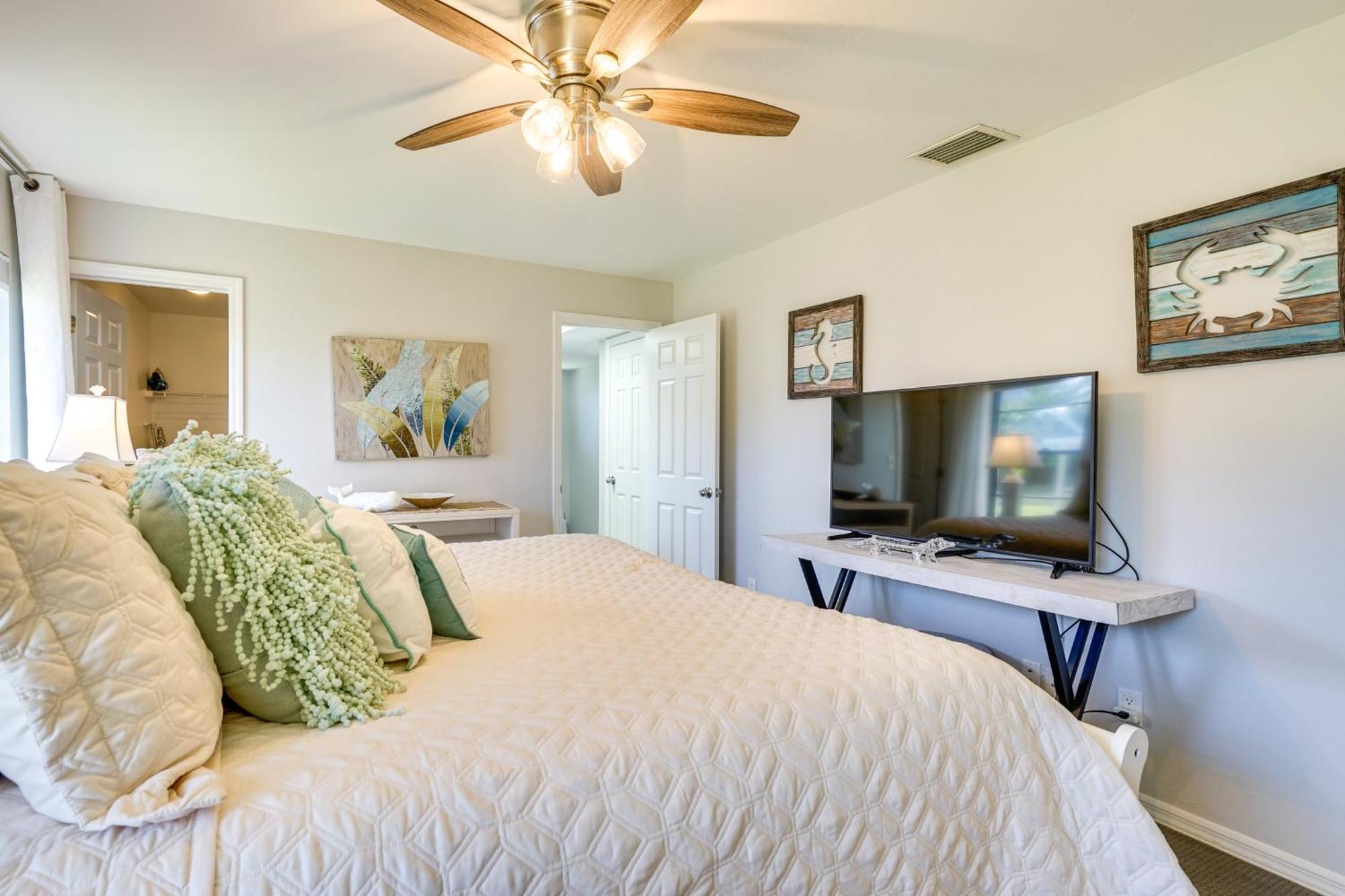 Holiday home Modern With Peloton Bike And Grill In Cape Coral! Cape Coral