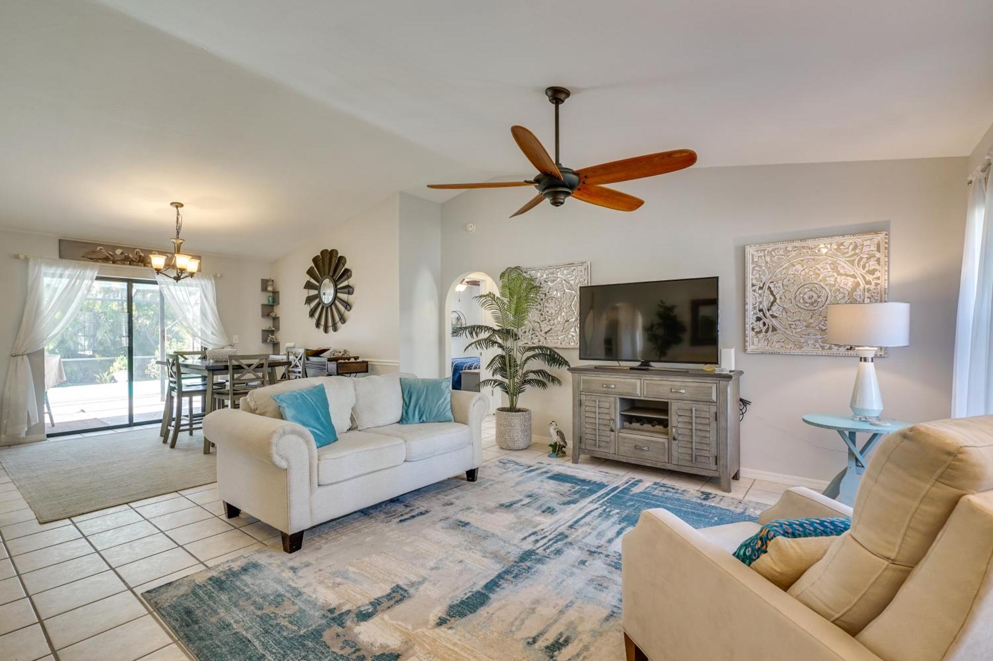 Modern With Peloton Bike And Grill In Cape Coral! * Cape Coral