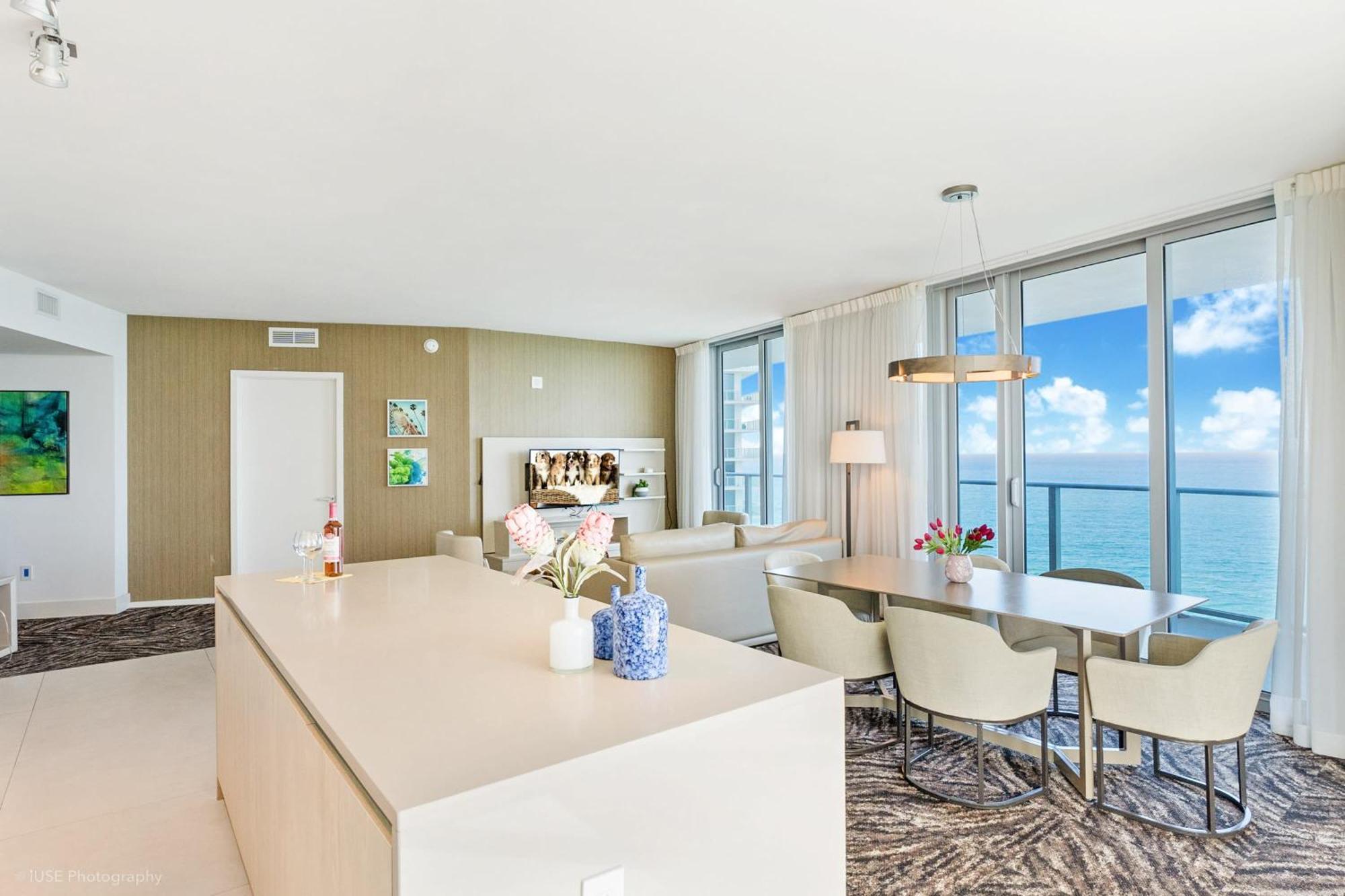 Apartment Ocean Front Paradiiise 3 Bedroom By Zen