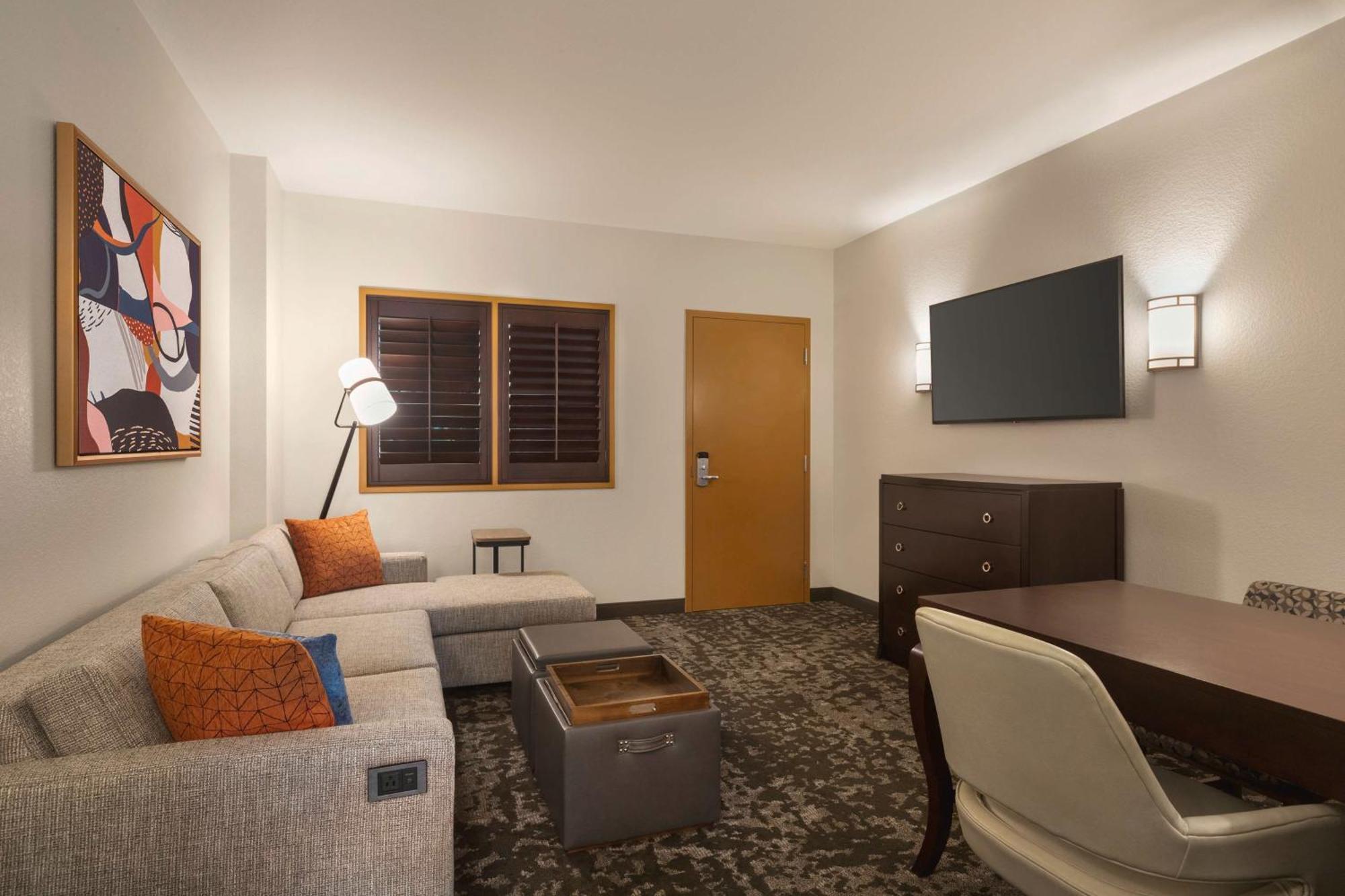 Hotel Embassy By Hilton Orlando Buena Vista South