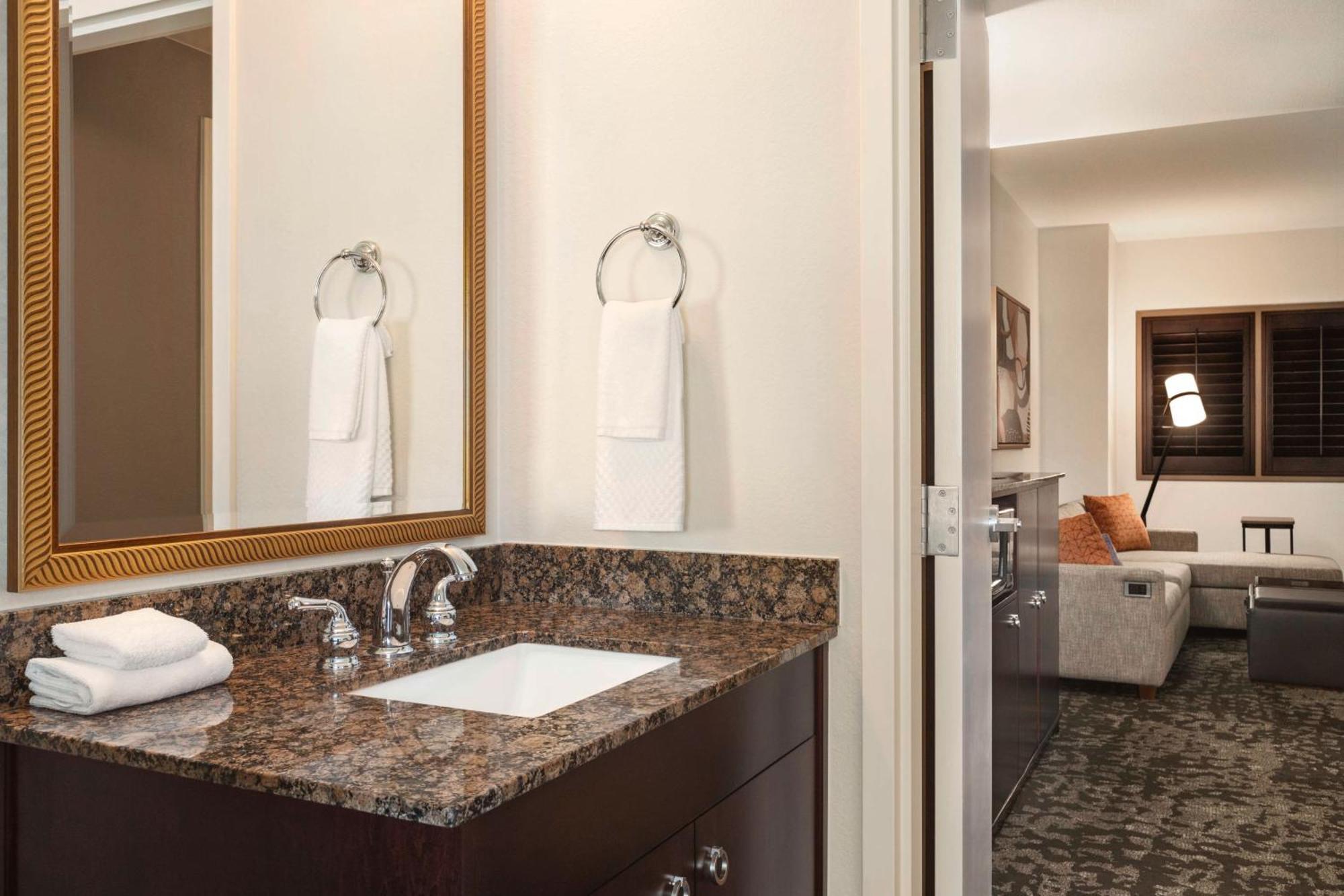 Embassy By Hilton Orlando Buena Vista South Kissimmee