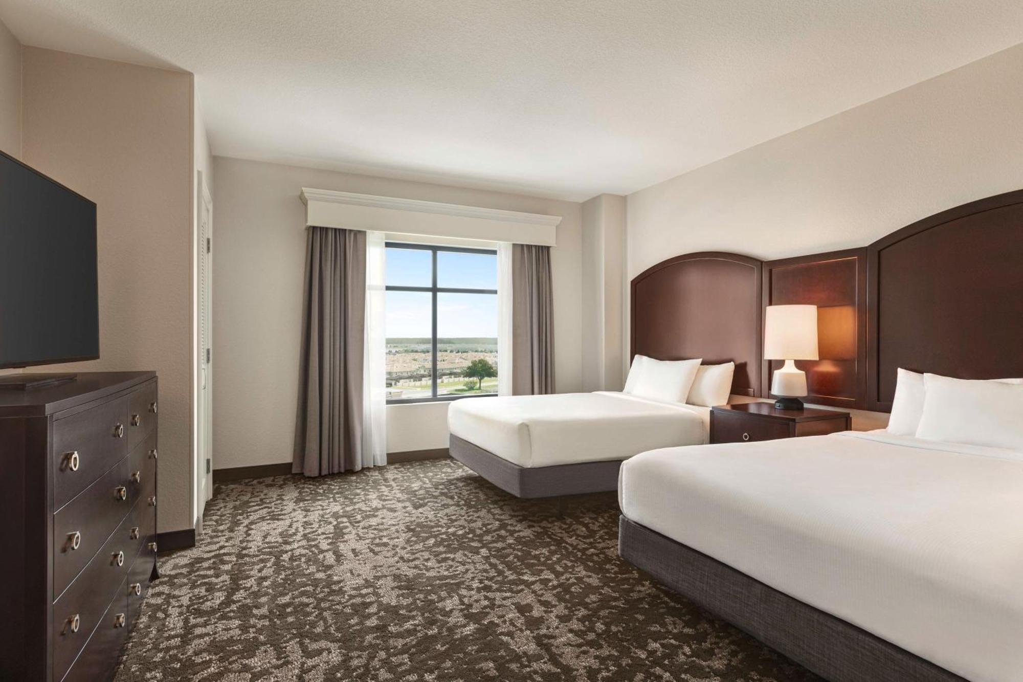 Hotel Embassy By Hilton Orlando Buena Vista South 4*