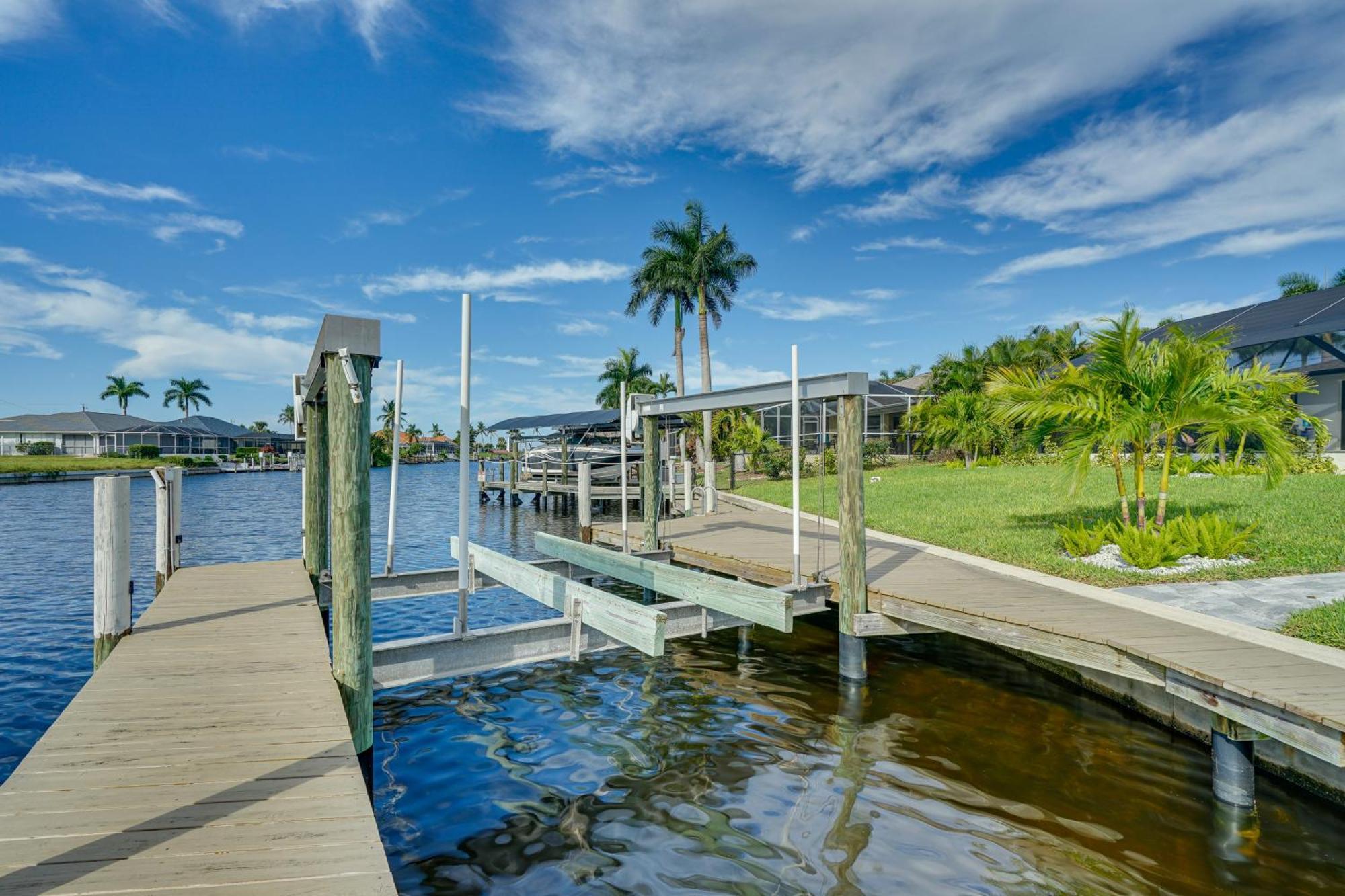 Updated Canalfront In With Pool Cape Coral
