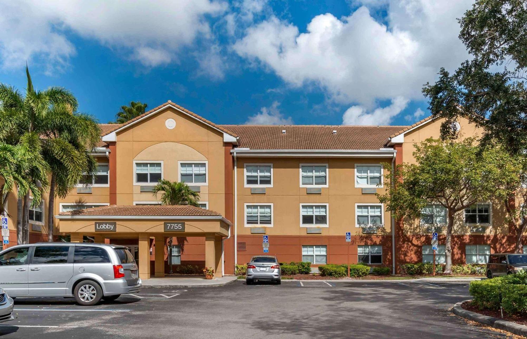 Extended America - Lauderdale - 2*