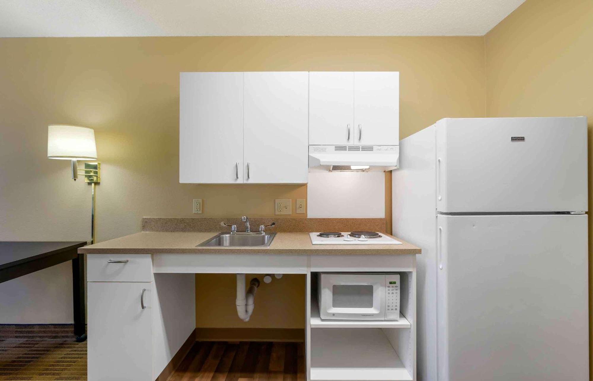 Extended America - - Airport - Spruce Street Hotel 2*