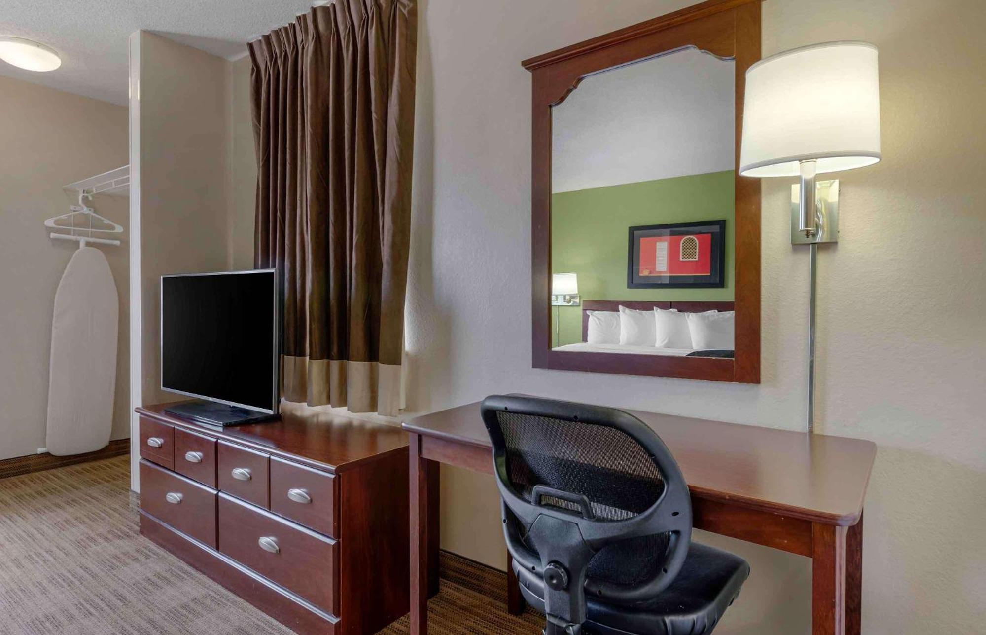 Hotel Extended America - Orlando - Mary - 1036 Greenwood Blvd
