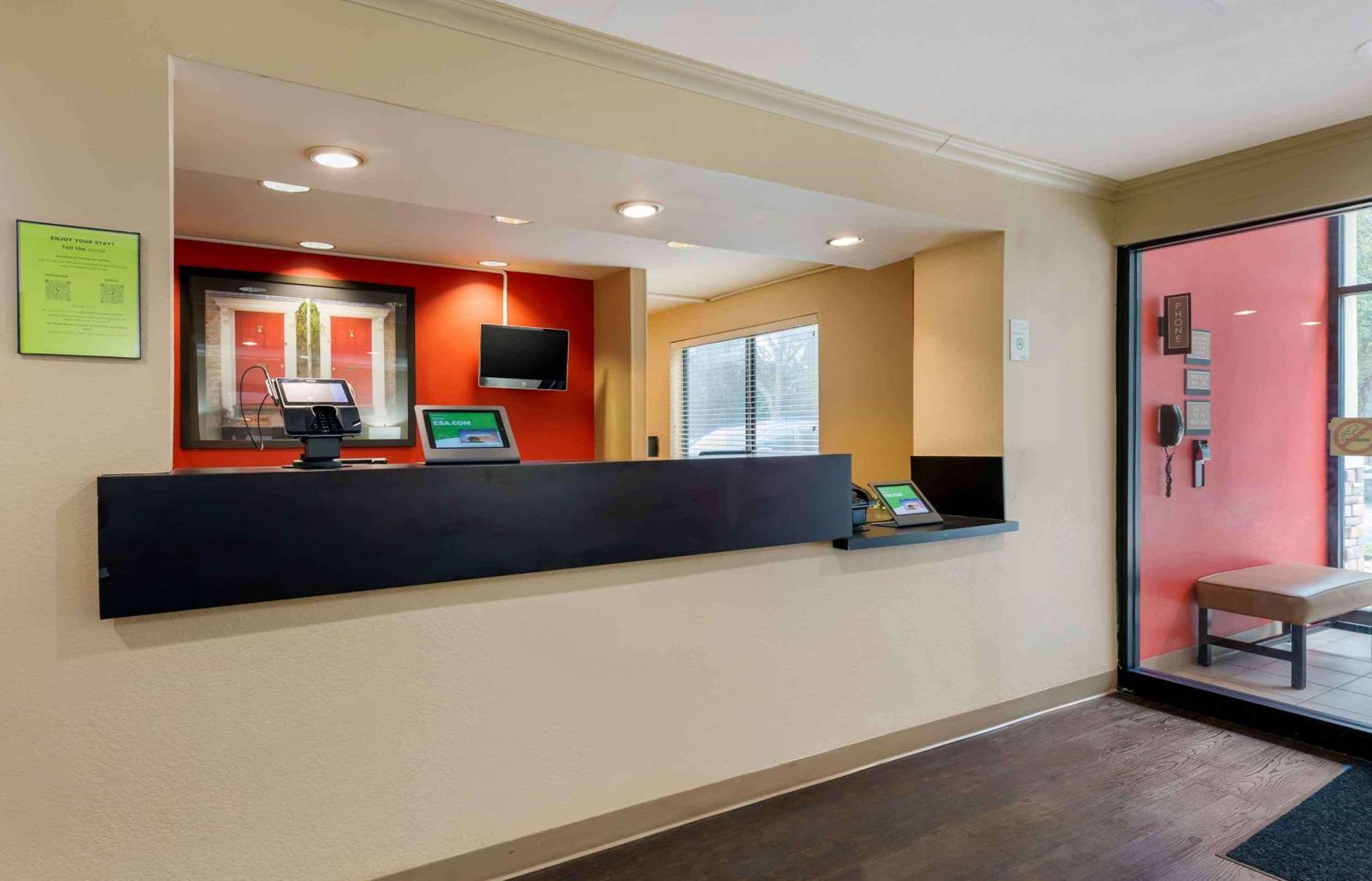 Extended America - Daytona - International Speedway Hotel 2*
