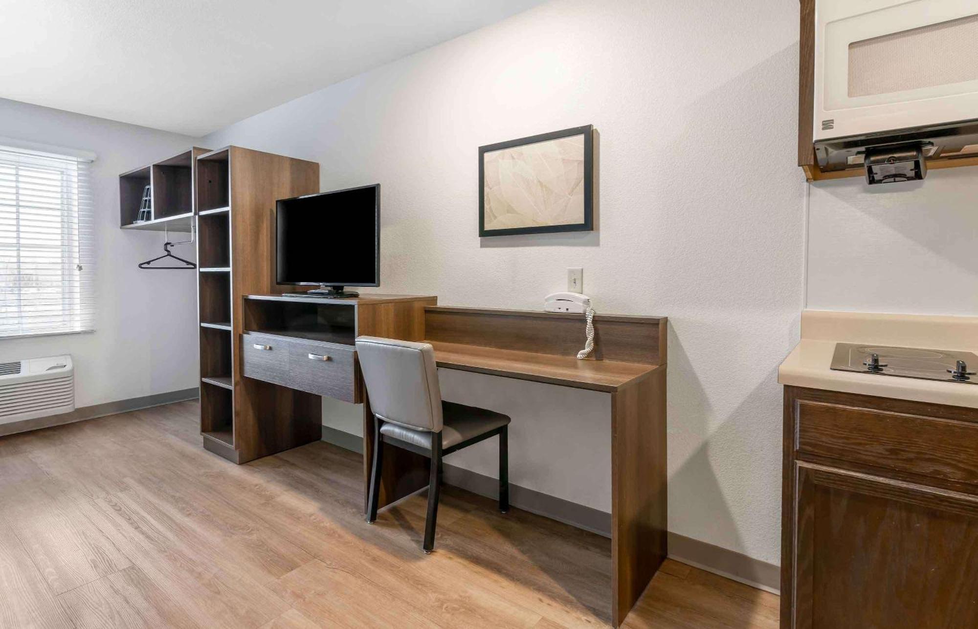 Extended America Select - Walton Hotel