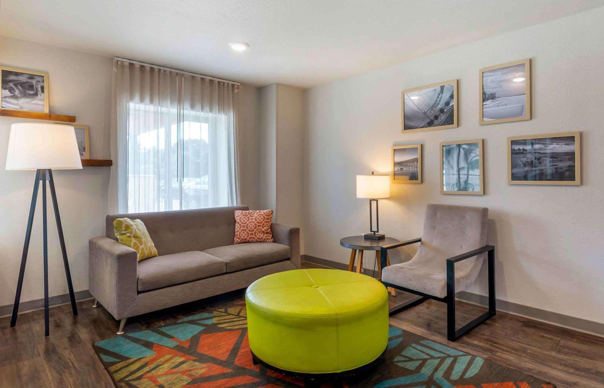 Extended America Select - Deerfield Hotel 3*