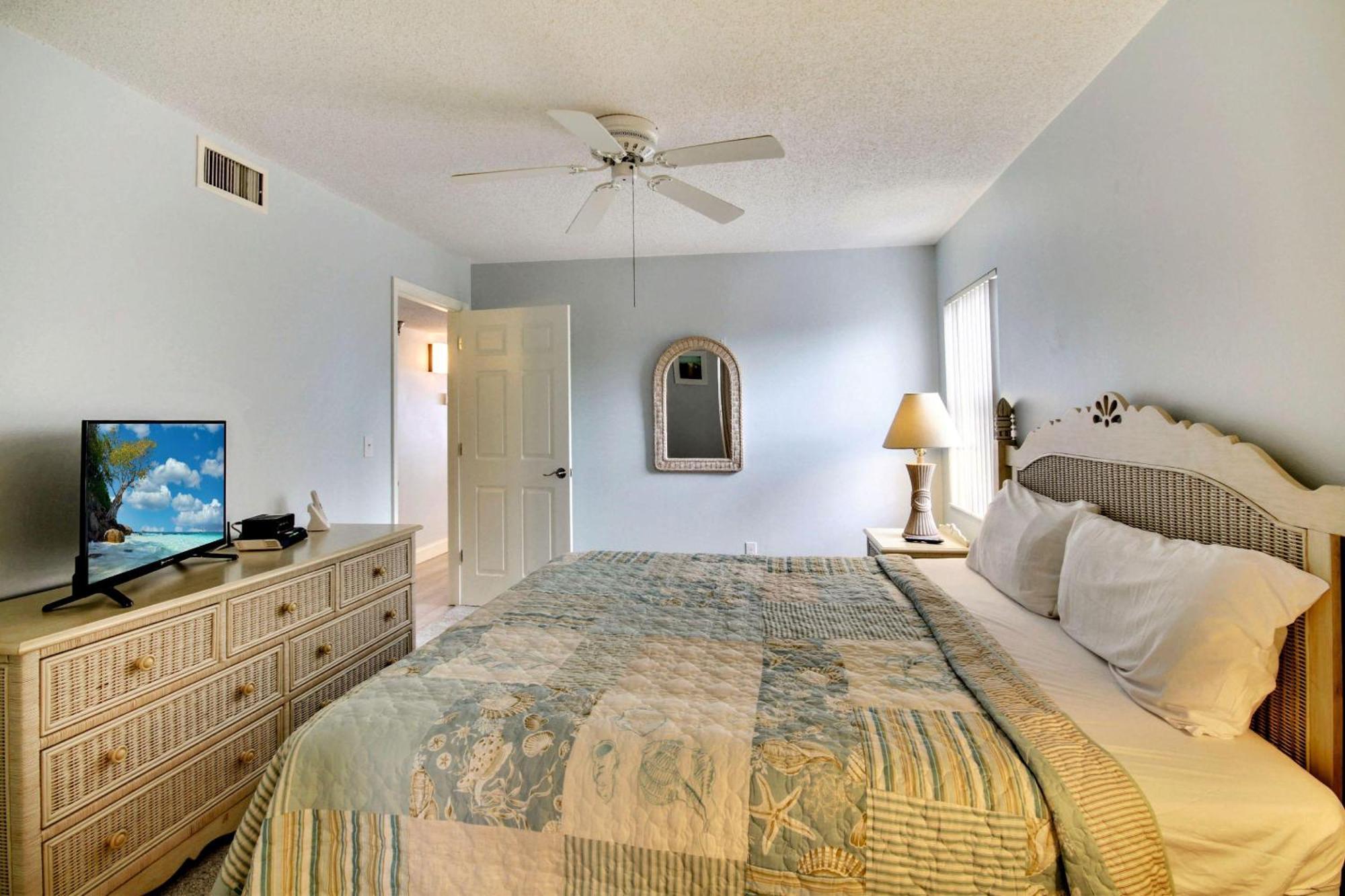 Emerald Isle 204 *
