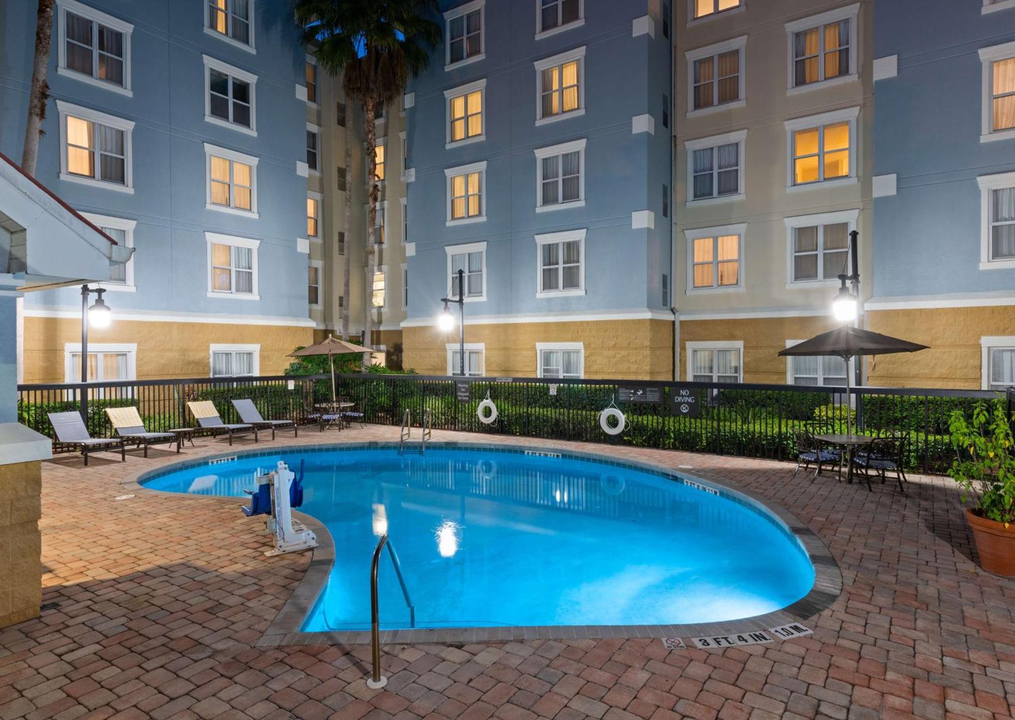 Hotel Homewood By Hilton Mary Orlando North 3*