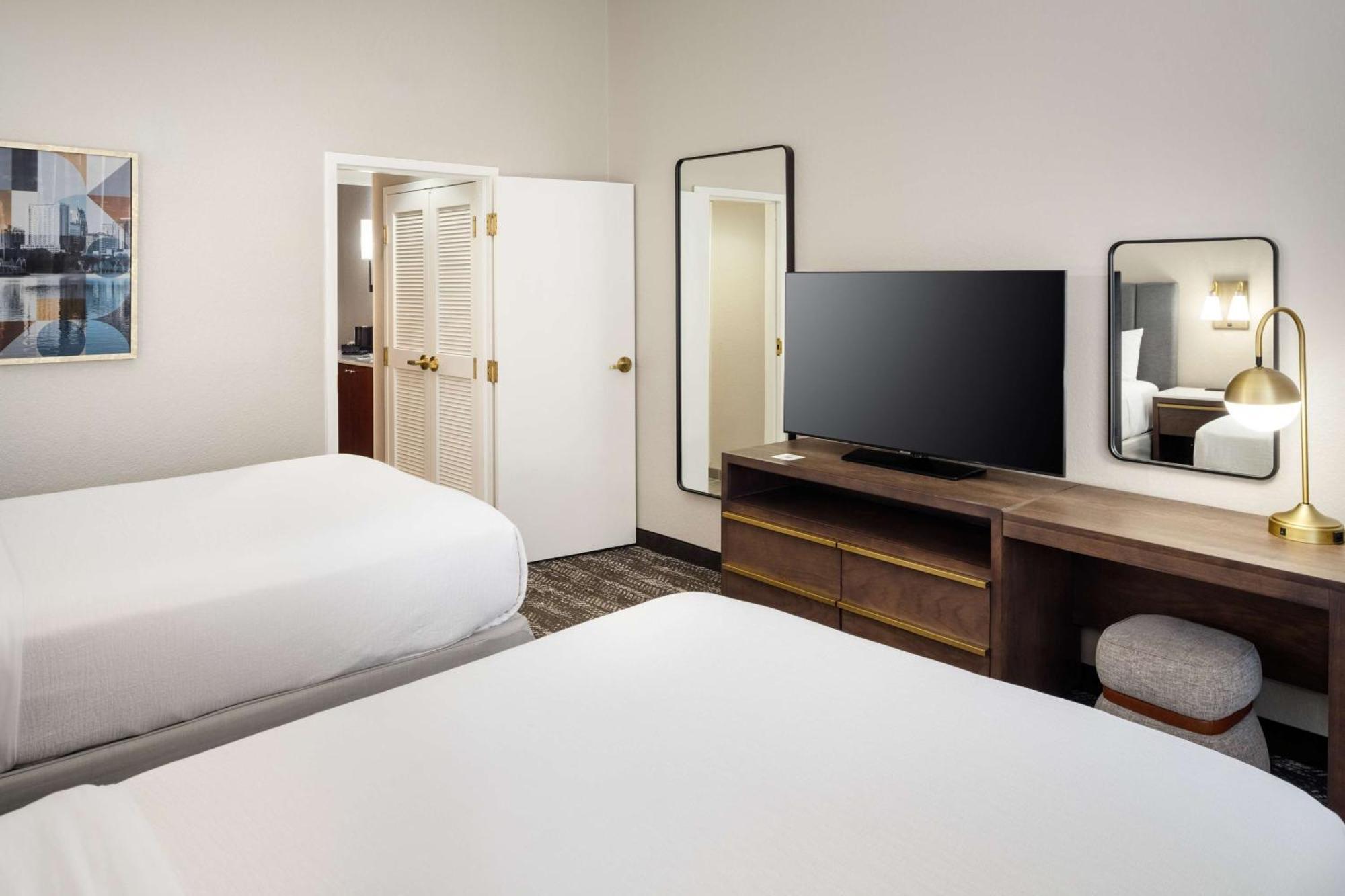 Embassy By Hilton Orlando North Hotel 3*