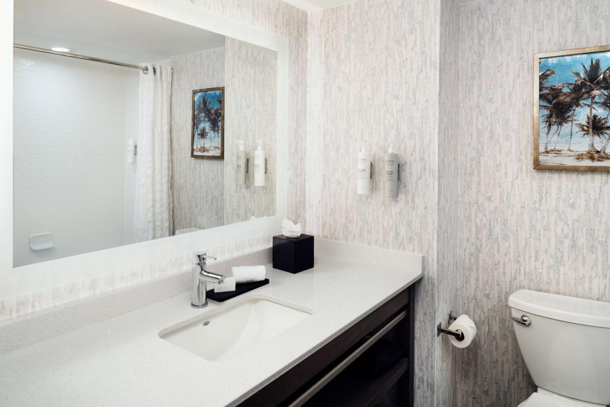 Embassy By Hilton Orlando North Hotel 3*