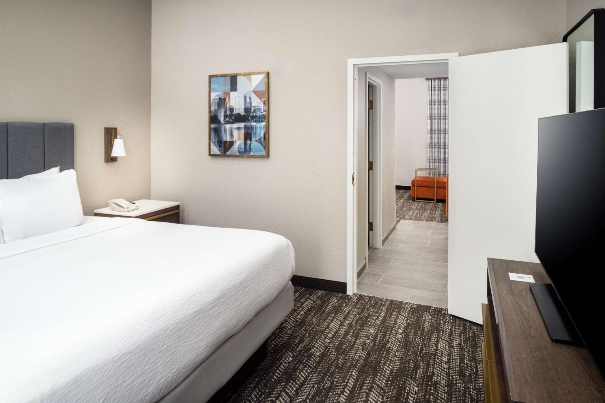 Embassy By Hilton Orlando North Hotel 3*