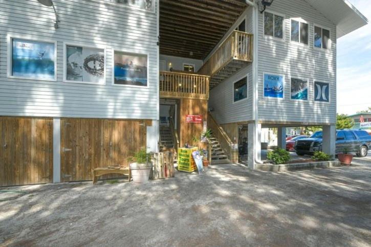 Guld Drive House #54599