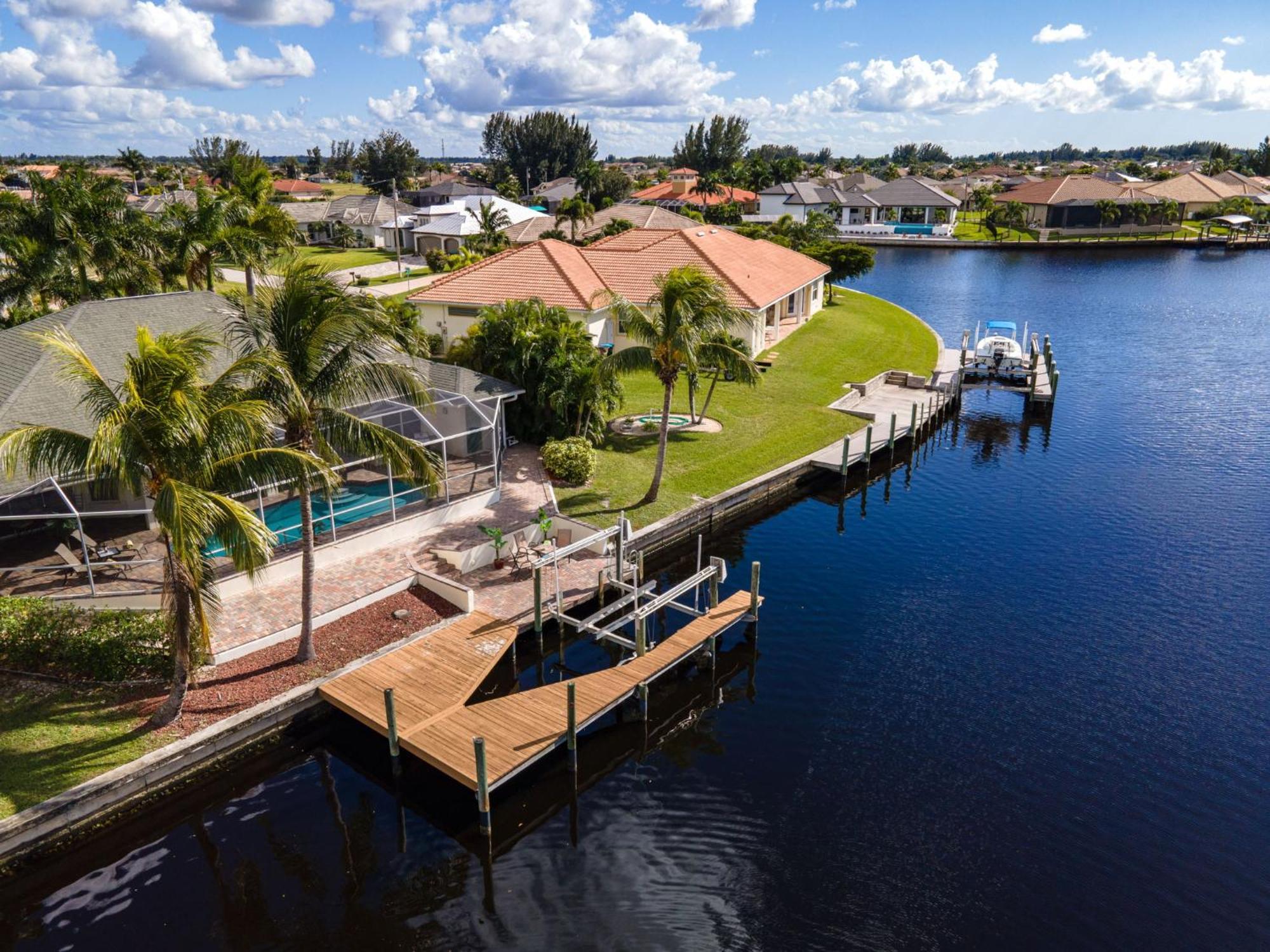 Serendipity, Cape Coral Holiday home *
