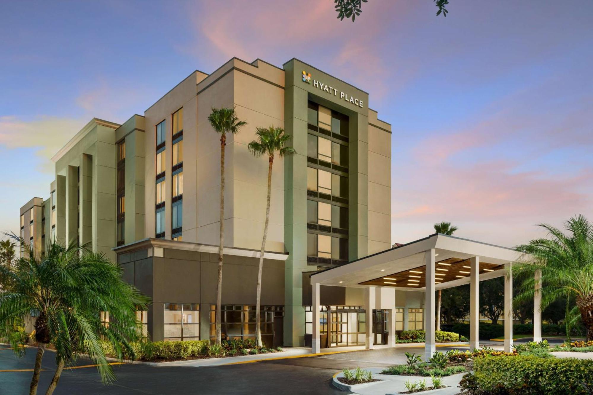 Hyatt Place Orlando / I-drive / Convention Center Hotel 3*