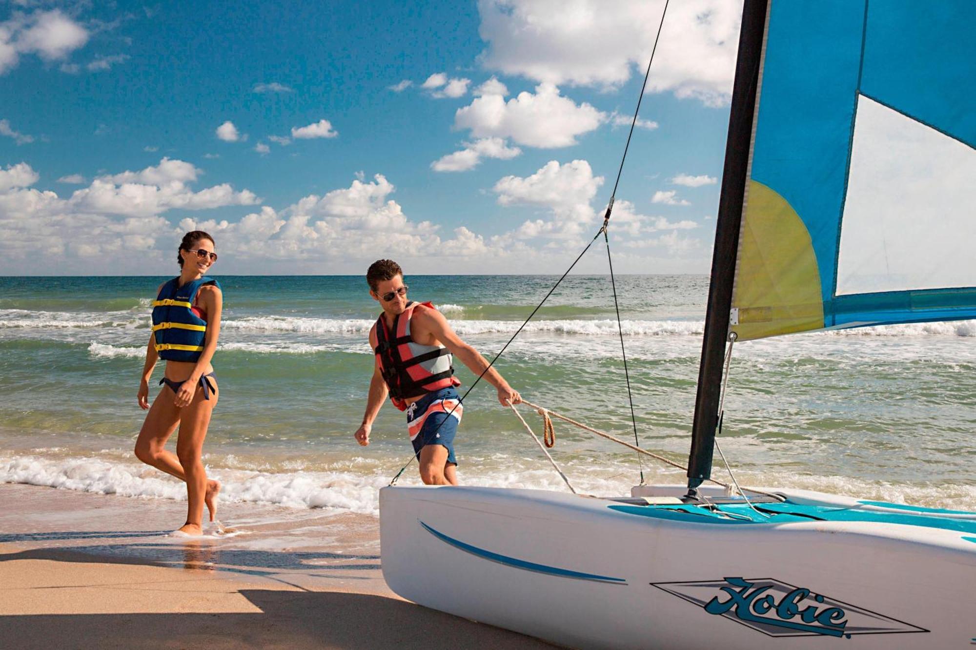 Lauderdale Marriott Harbor & Resort 4*