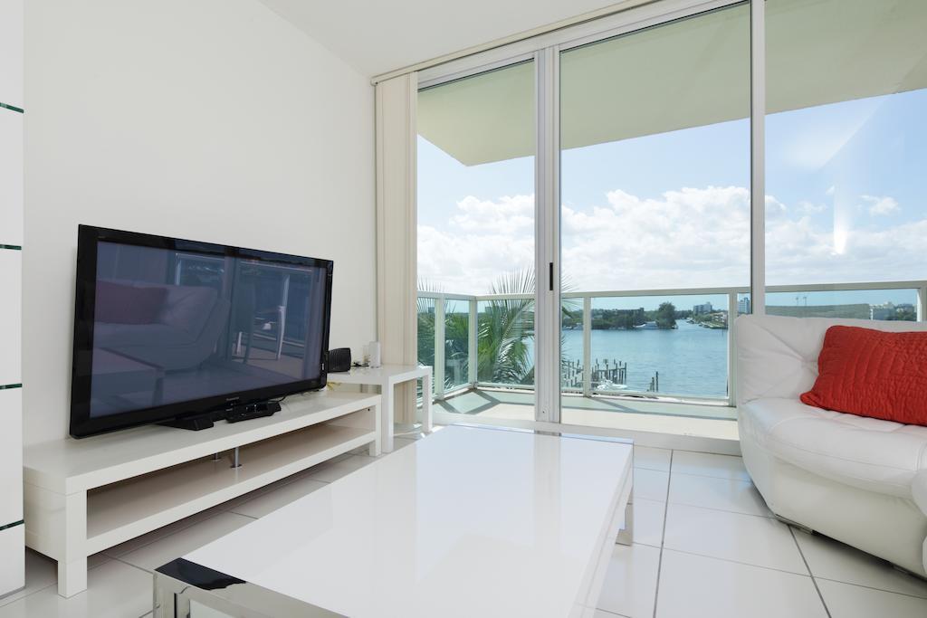 Miami Waterfront Apartment