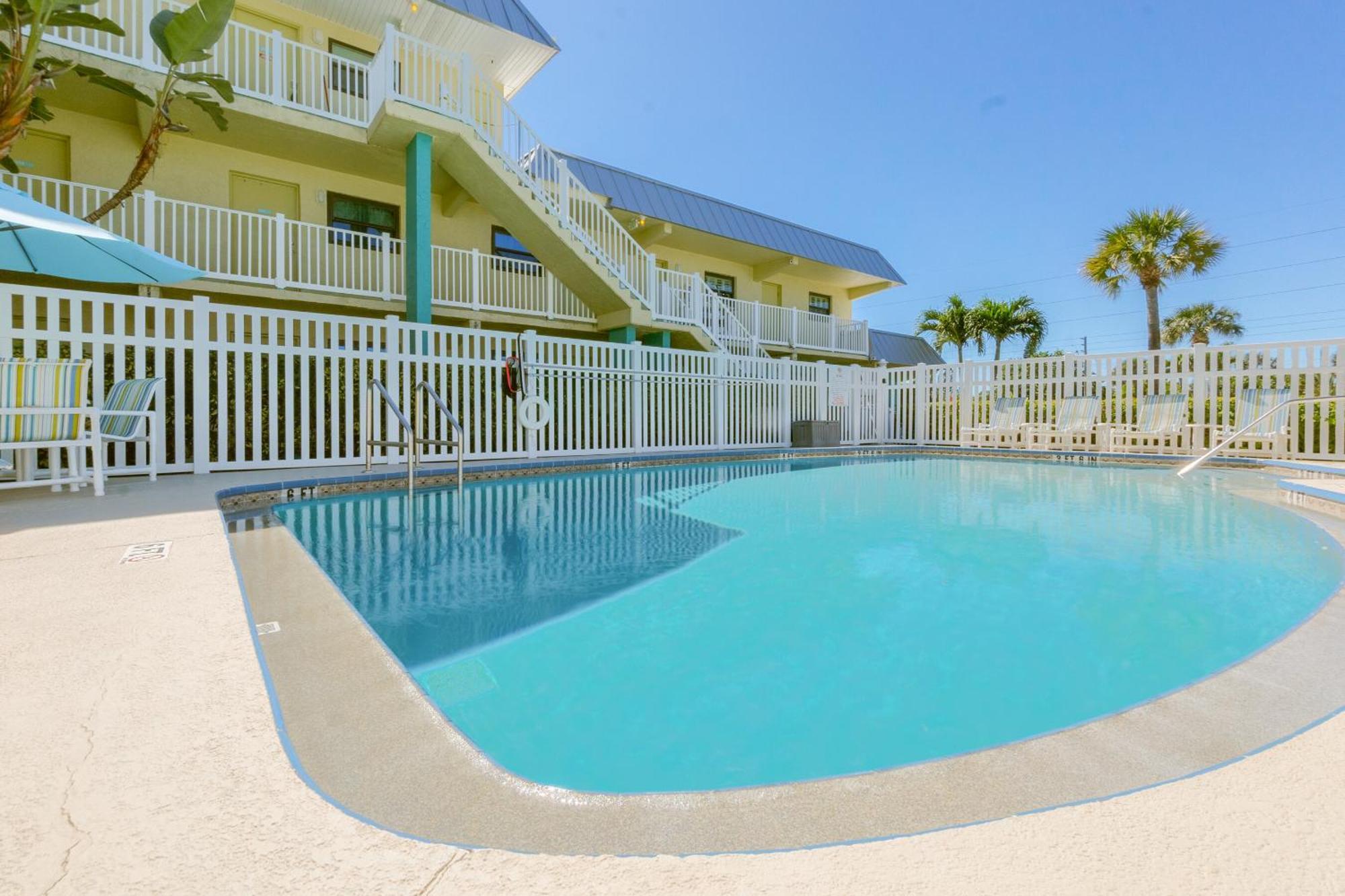 Tuckaway Shores 3*