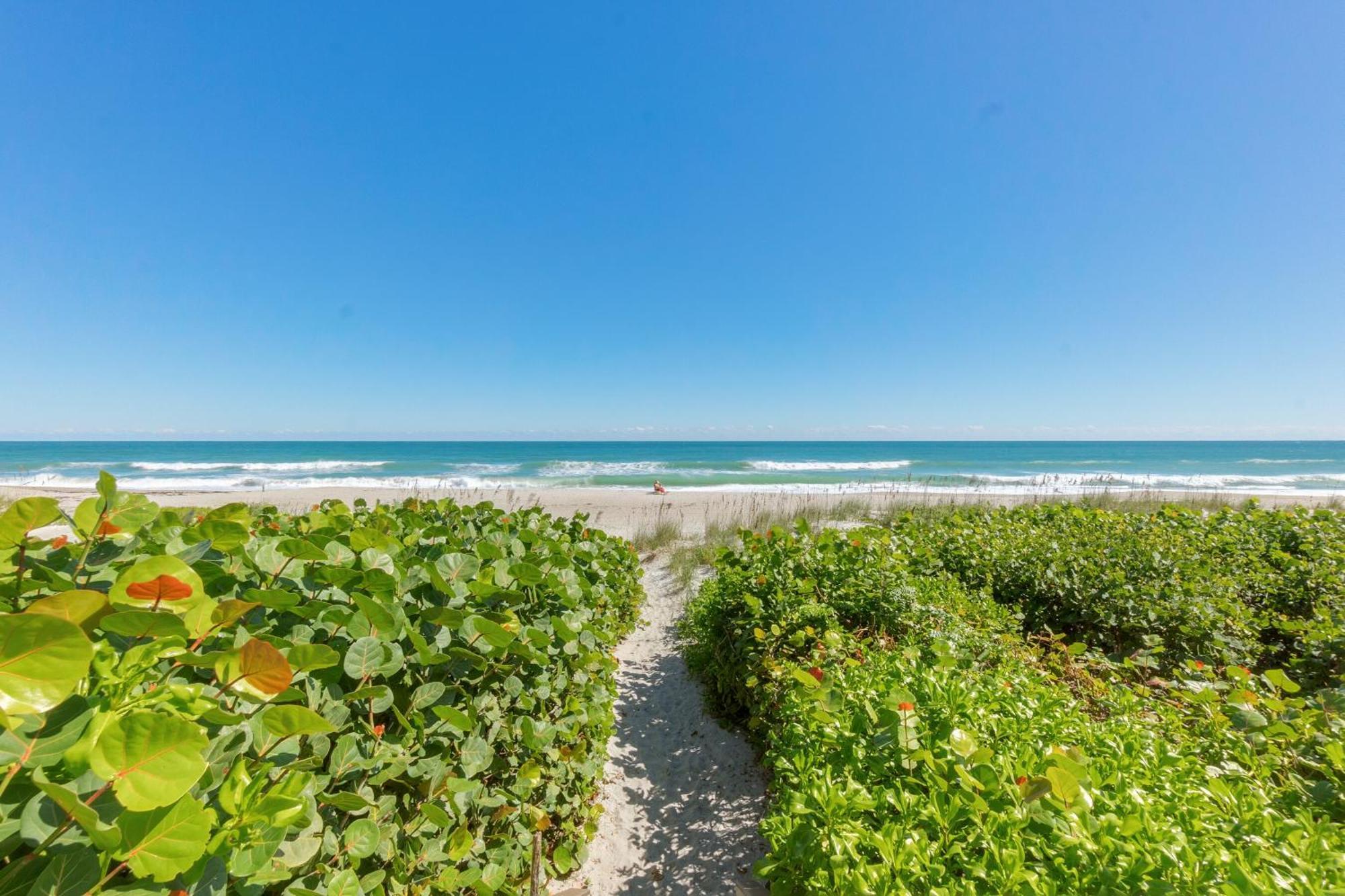 Tuckaway Shores 3*