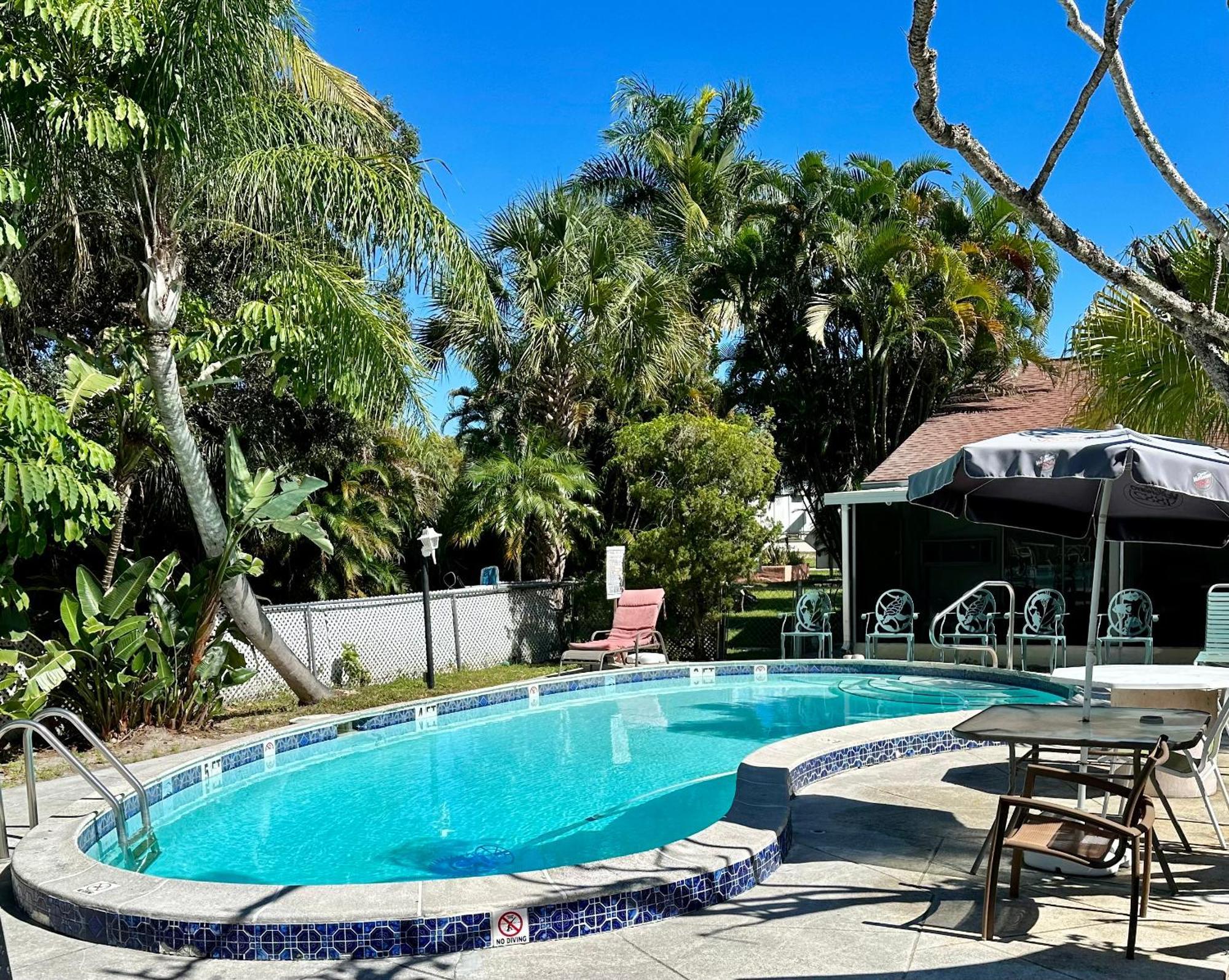 Conty's 2* Naples
