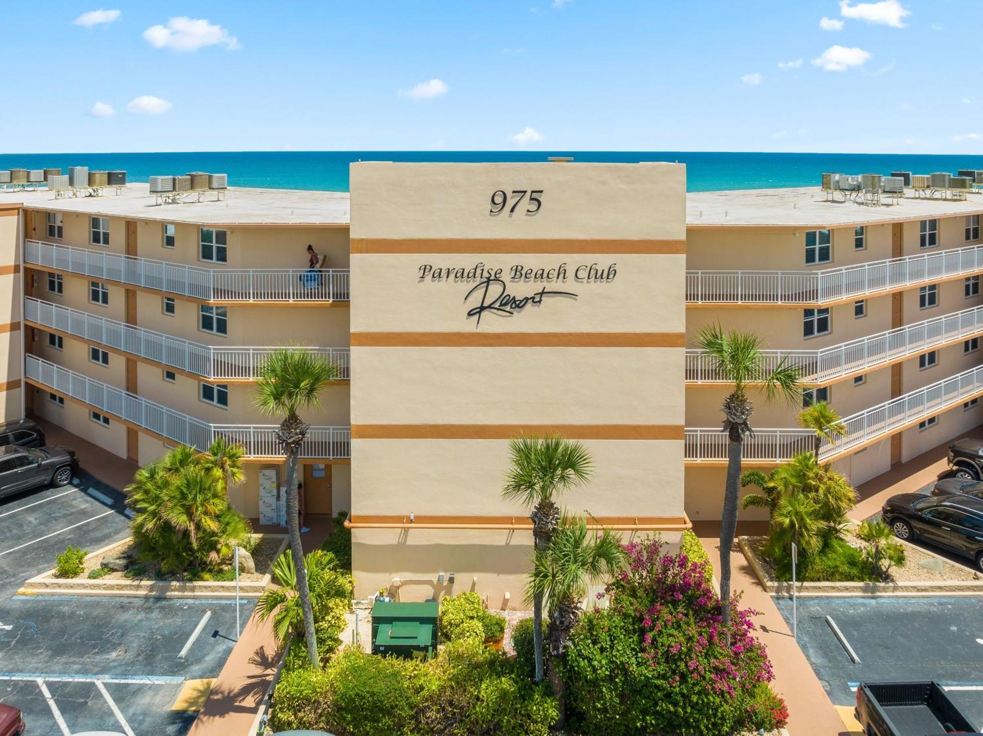 Paradise Club - Oceanfront And Penthouse Aparthotel *