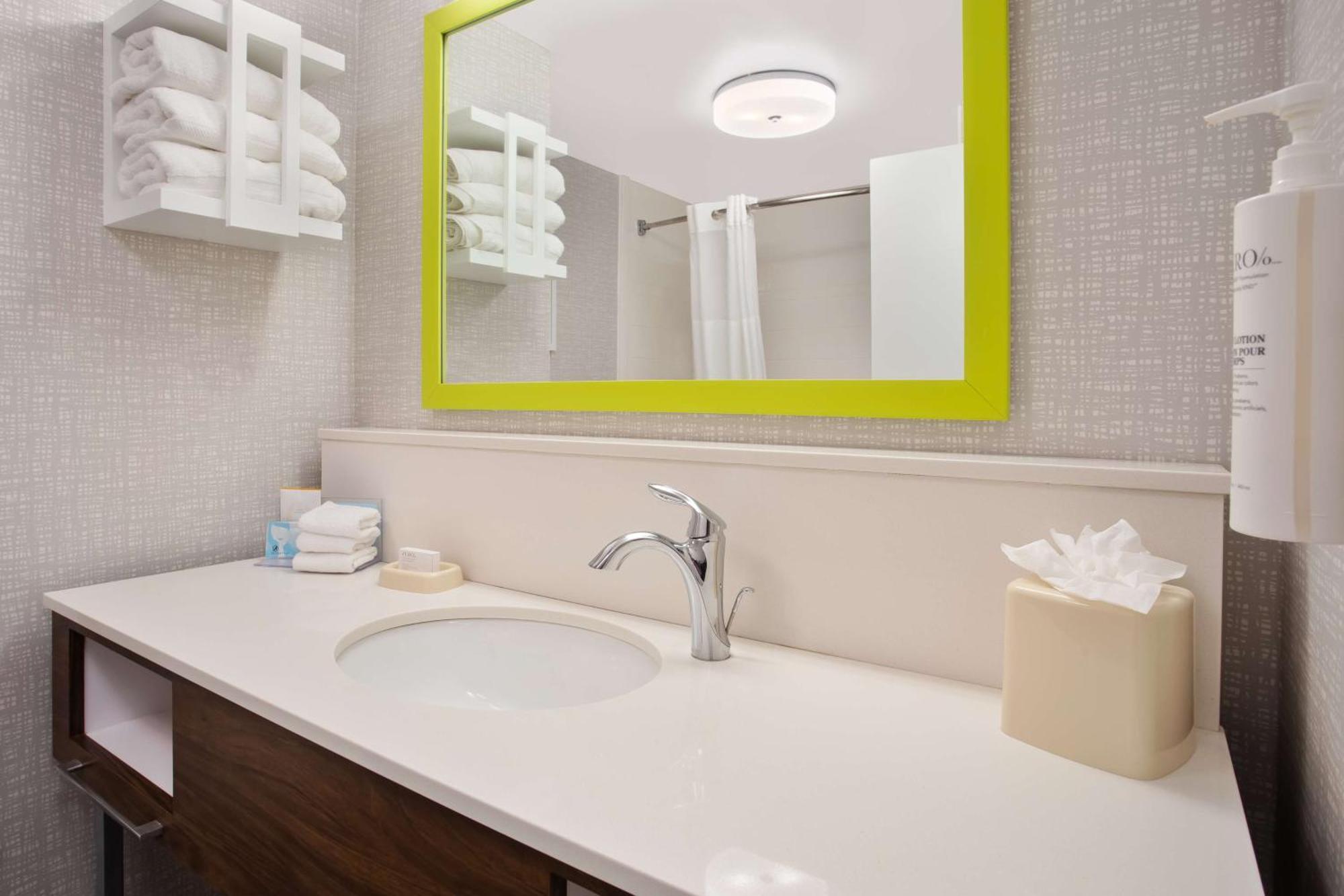 Hotel Hampton & Tampa East Casino Area 3*