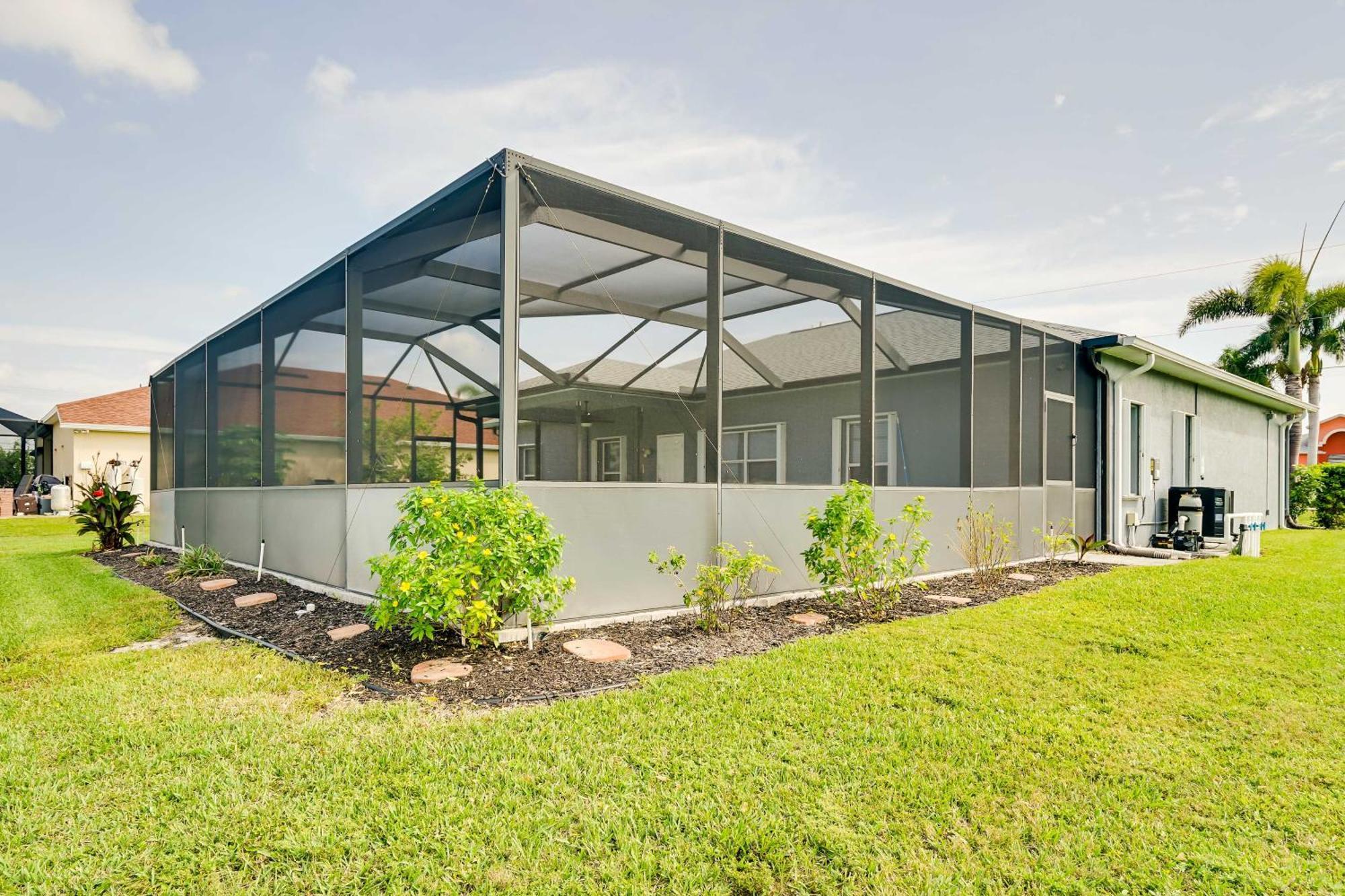 Holiday home Modern With Patio And Grill In Cape Coral! Cape Coral