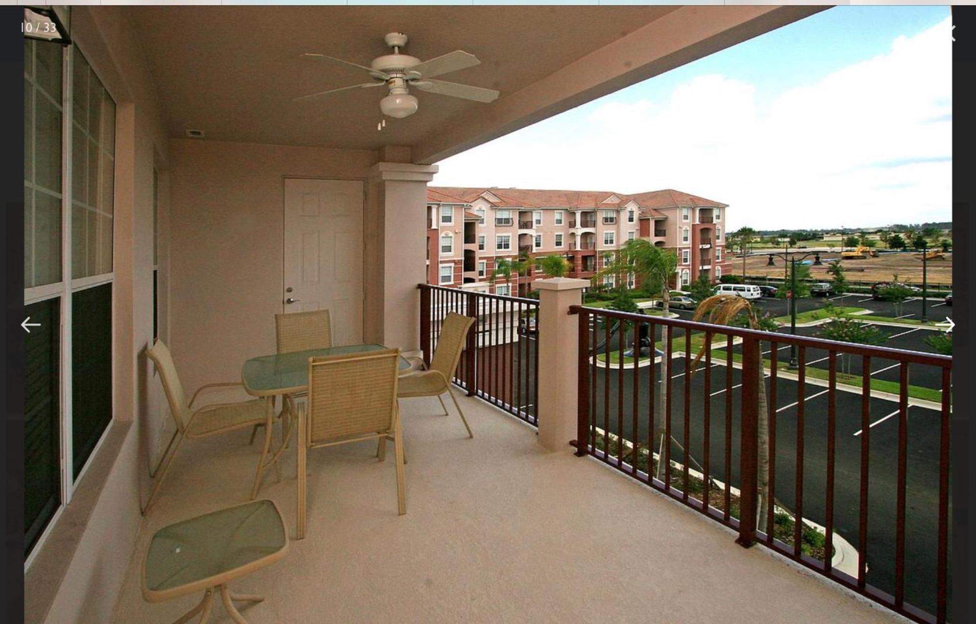 Executive 3 Bedroom At Universal Apartment *