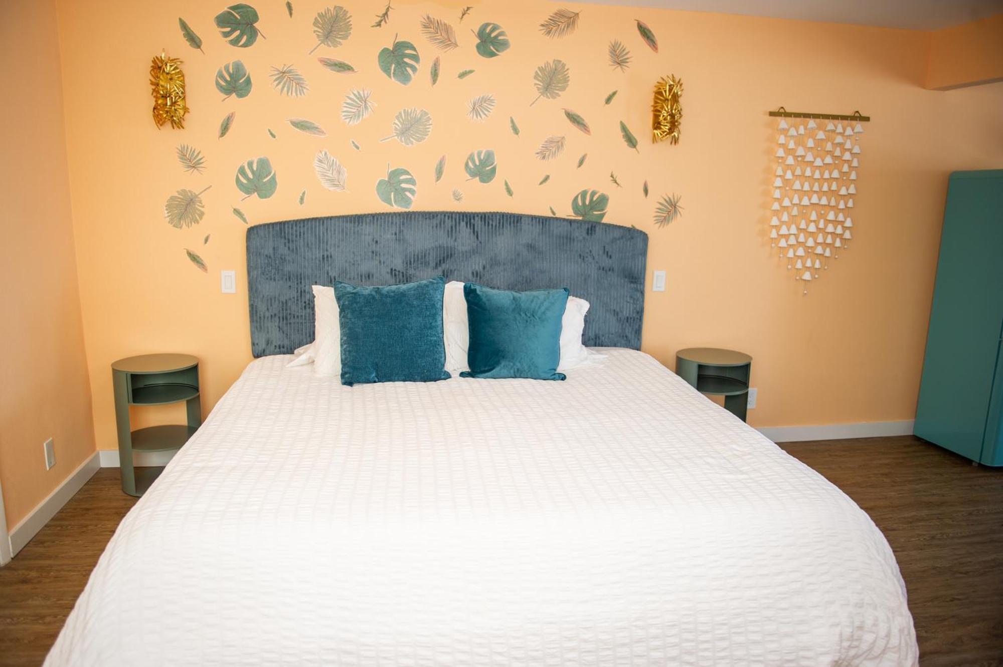 Sunburst Inn- 3*
