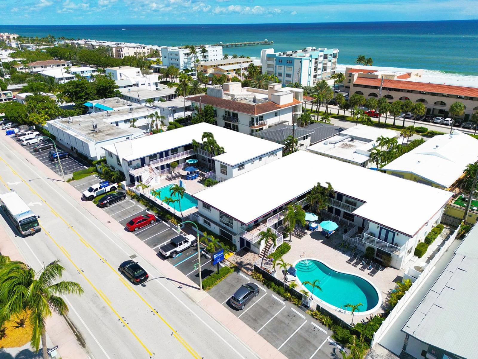 Hotel Blue Strawberry By The Sea Lauderdale-by-the-Sea
