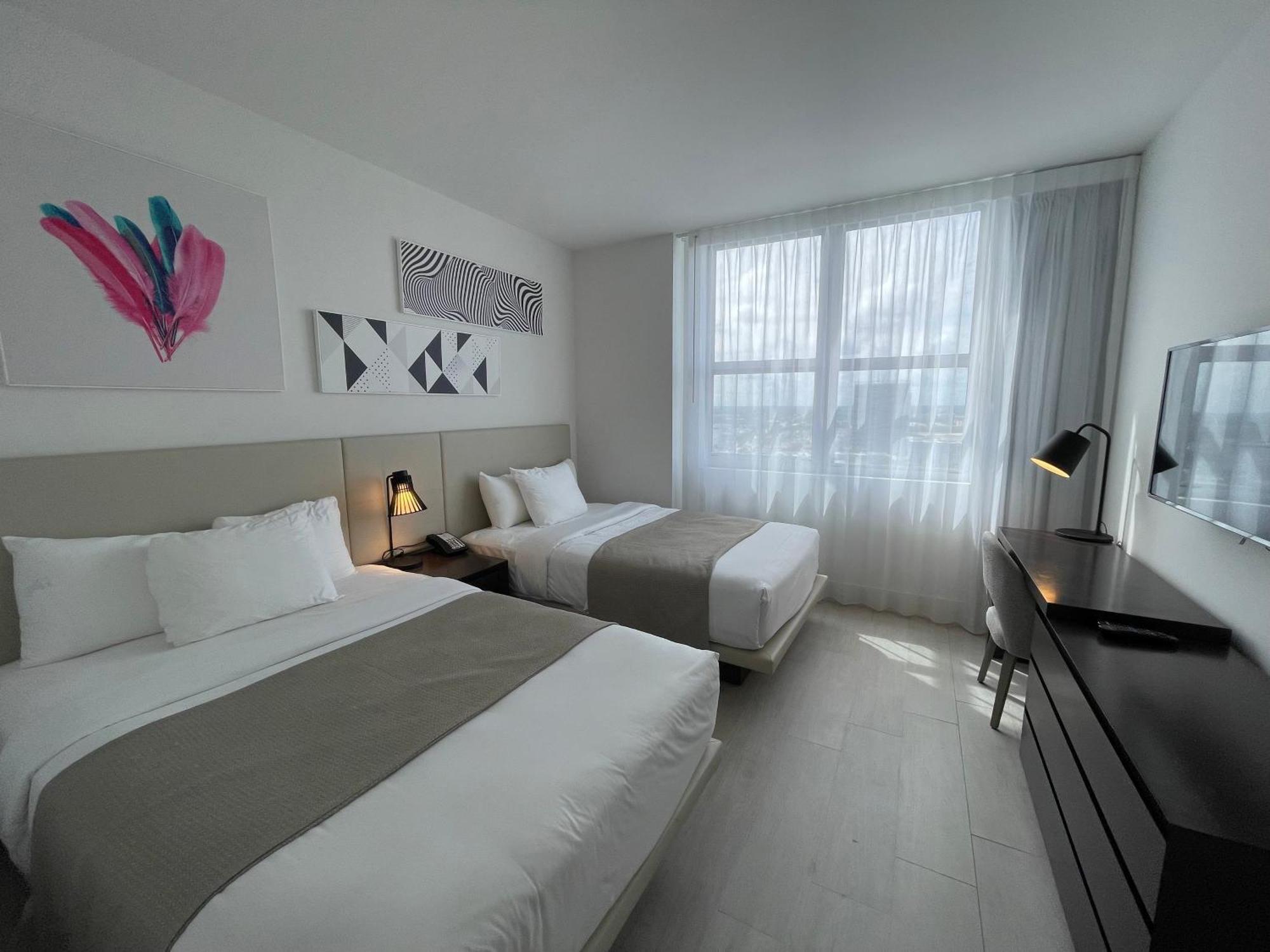 Hyde House Lux Aparthotel