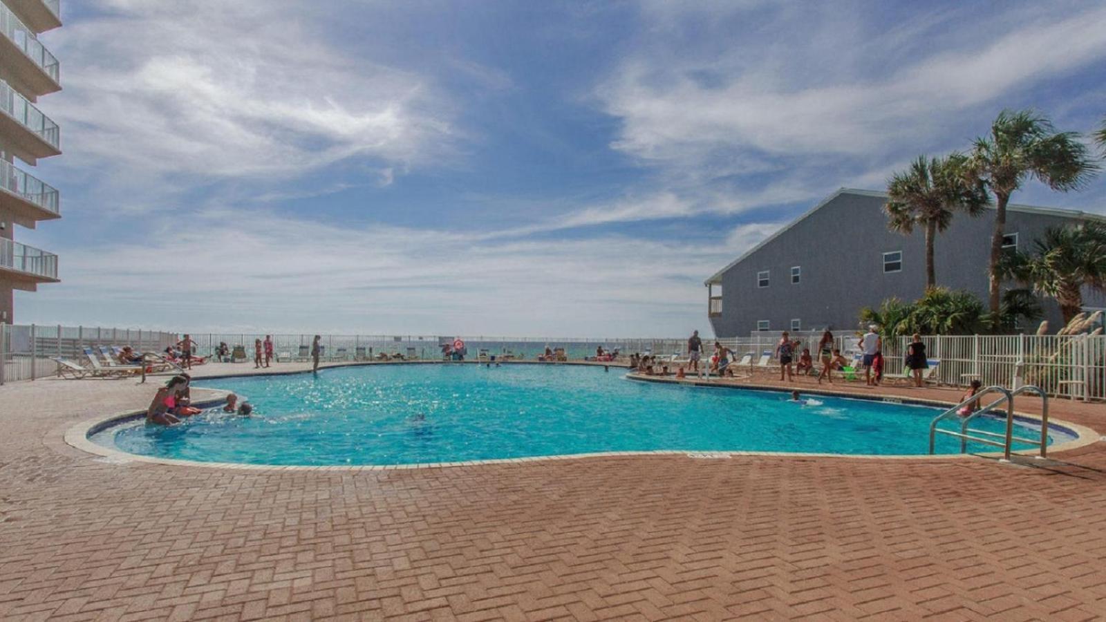 Beachfront Spacious Renovated - Pools, Hot Hub, - Walk To Pier Park In Pcb Panama City Beach