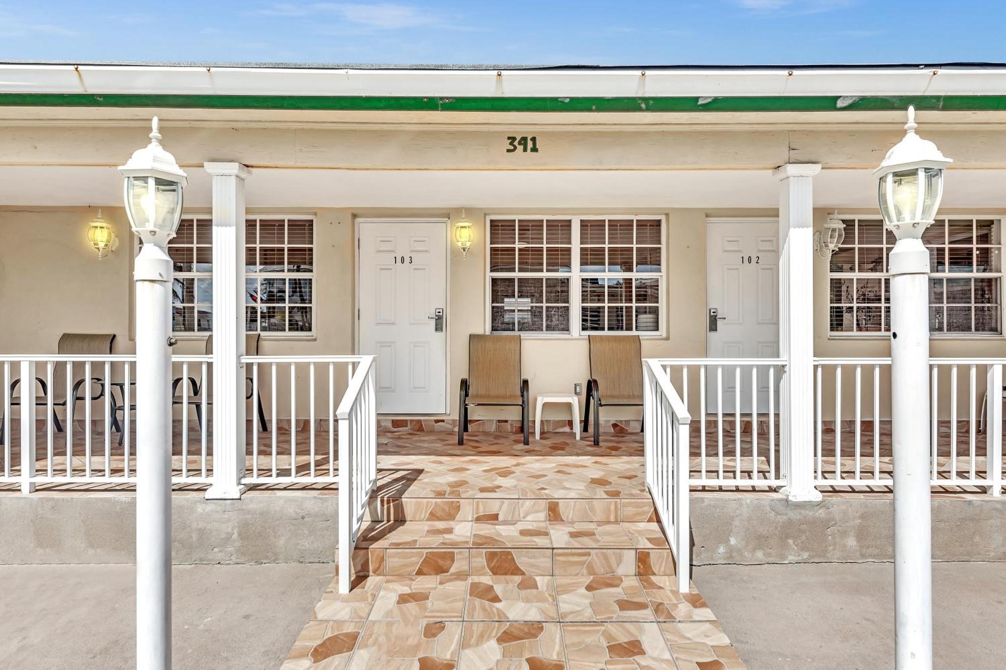 The Sunrise Apartment *