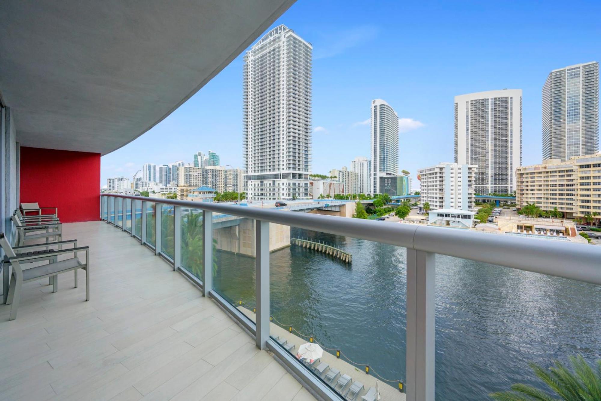 Apartment Hallandale Sky Water View Hallandale Beach